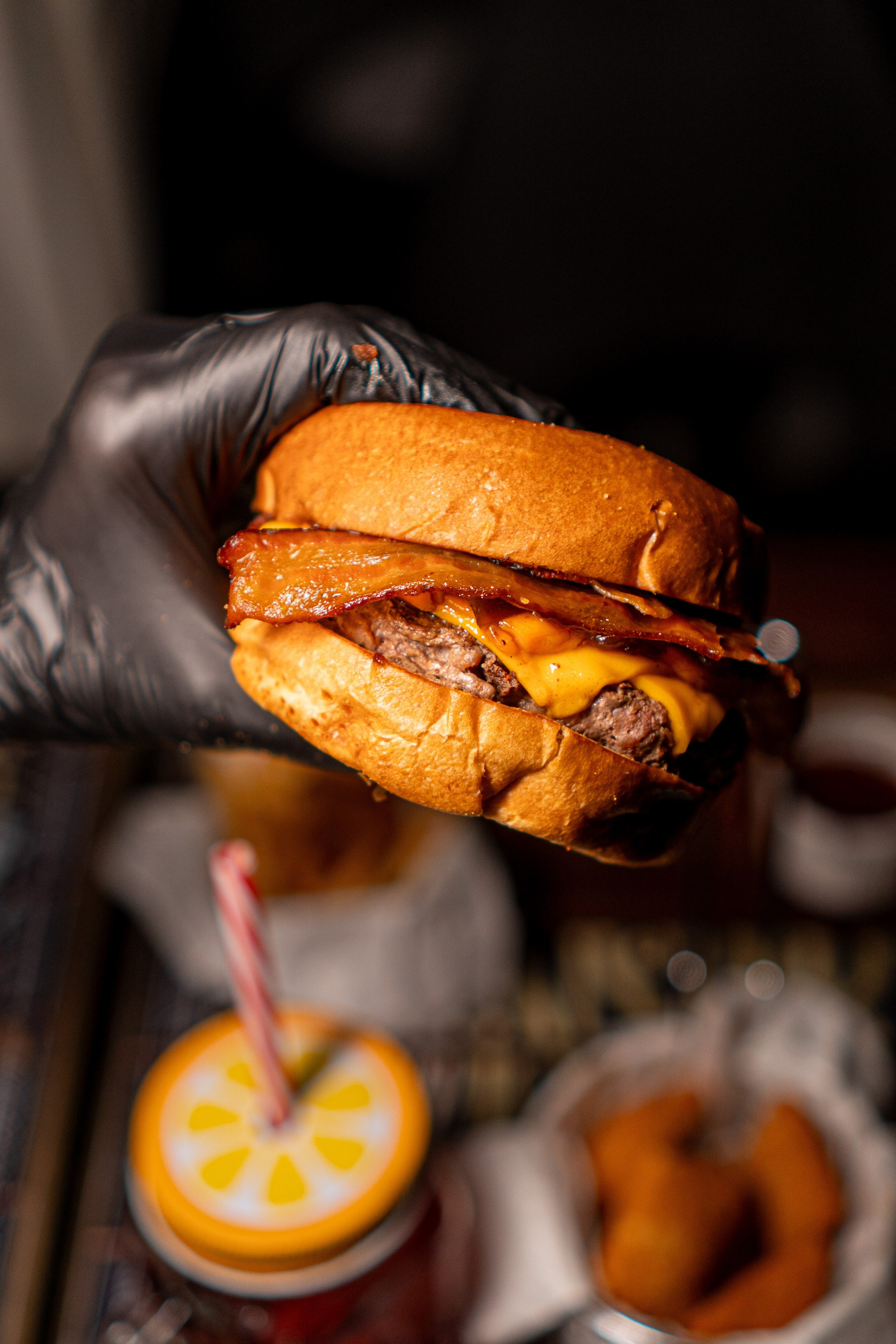 97 Burger. Frames by Giovani Braga