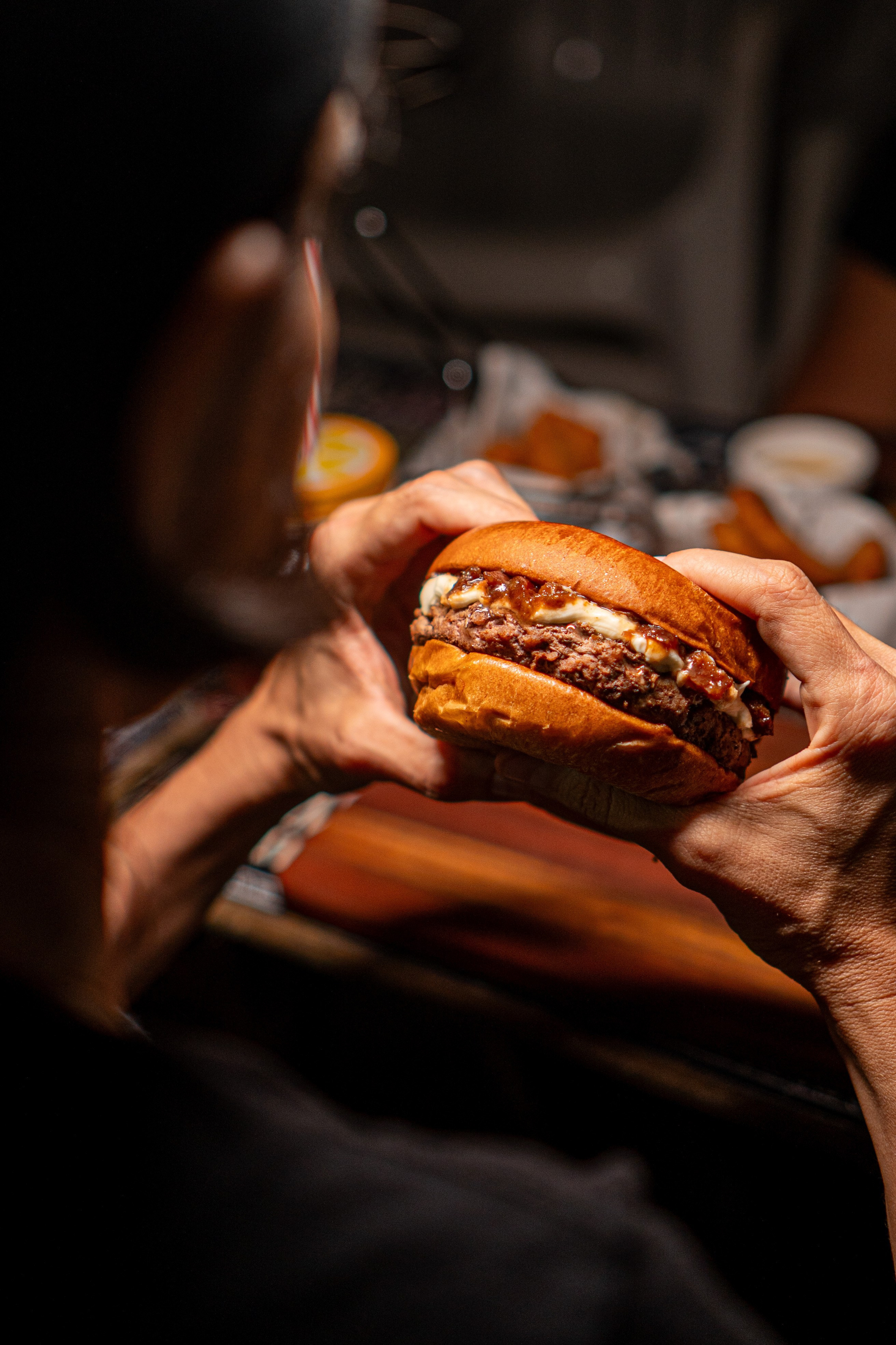 97 Burger. Frames by Giovani Braga