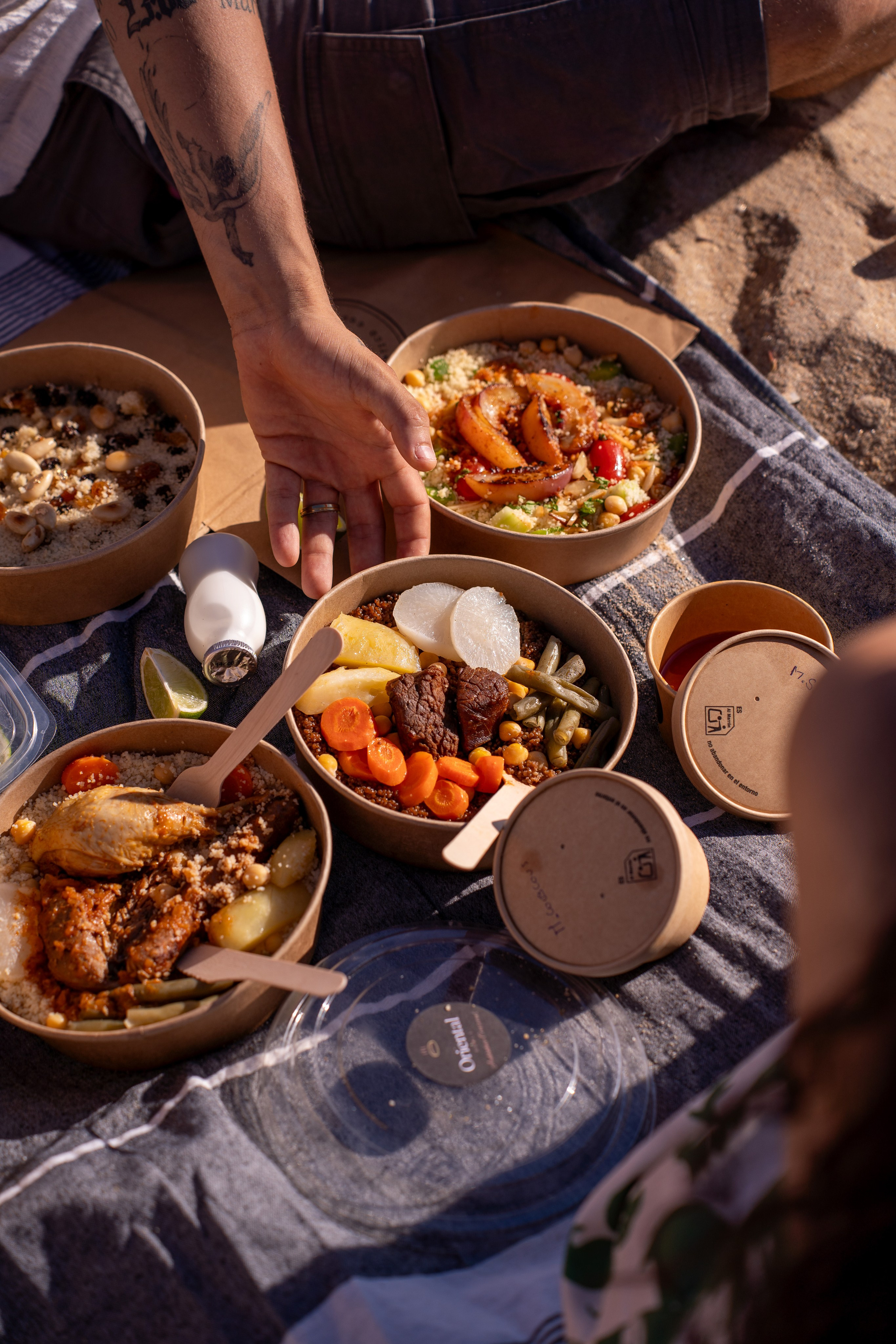 Oriental Bowls — Praia. Frames by Giovani Braga