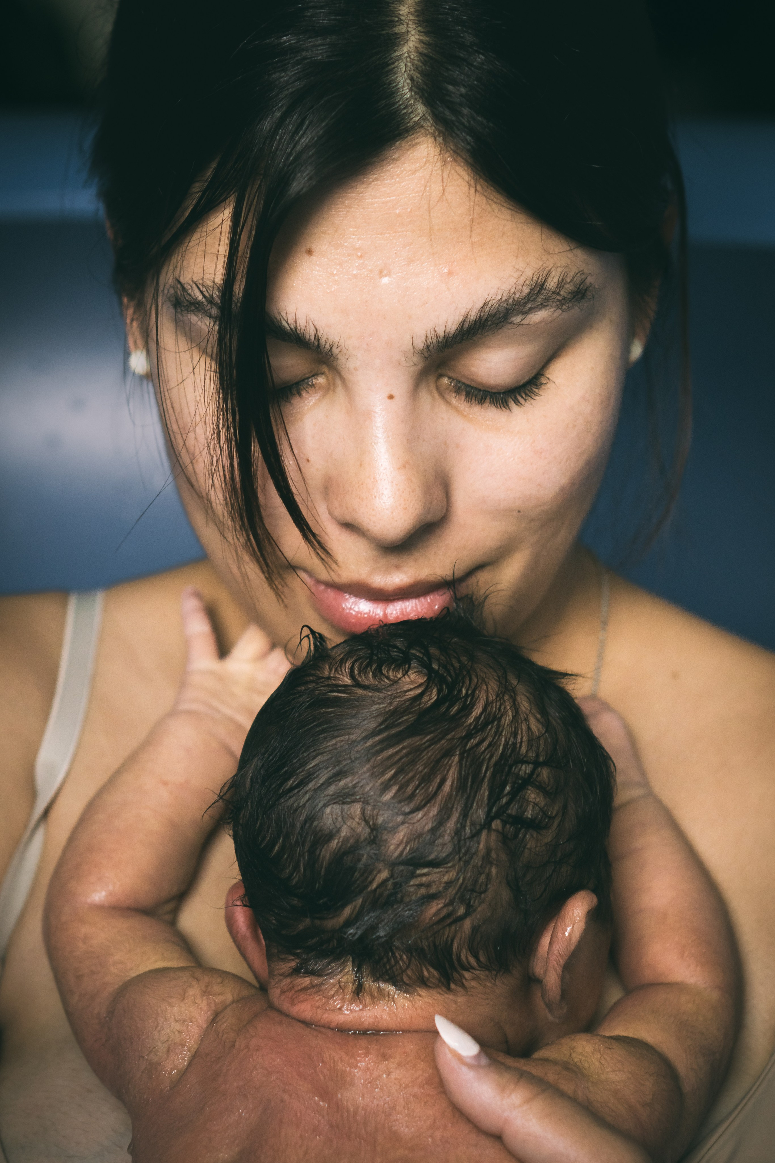 Monika, Pool newborn shooting. Family photographer Aargau Zurich