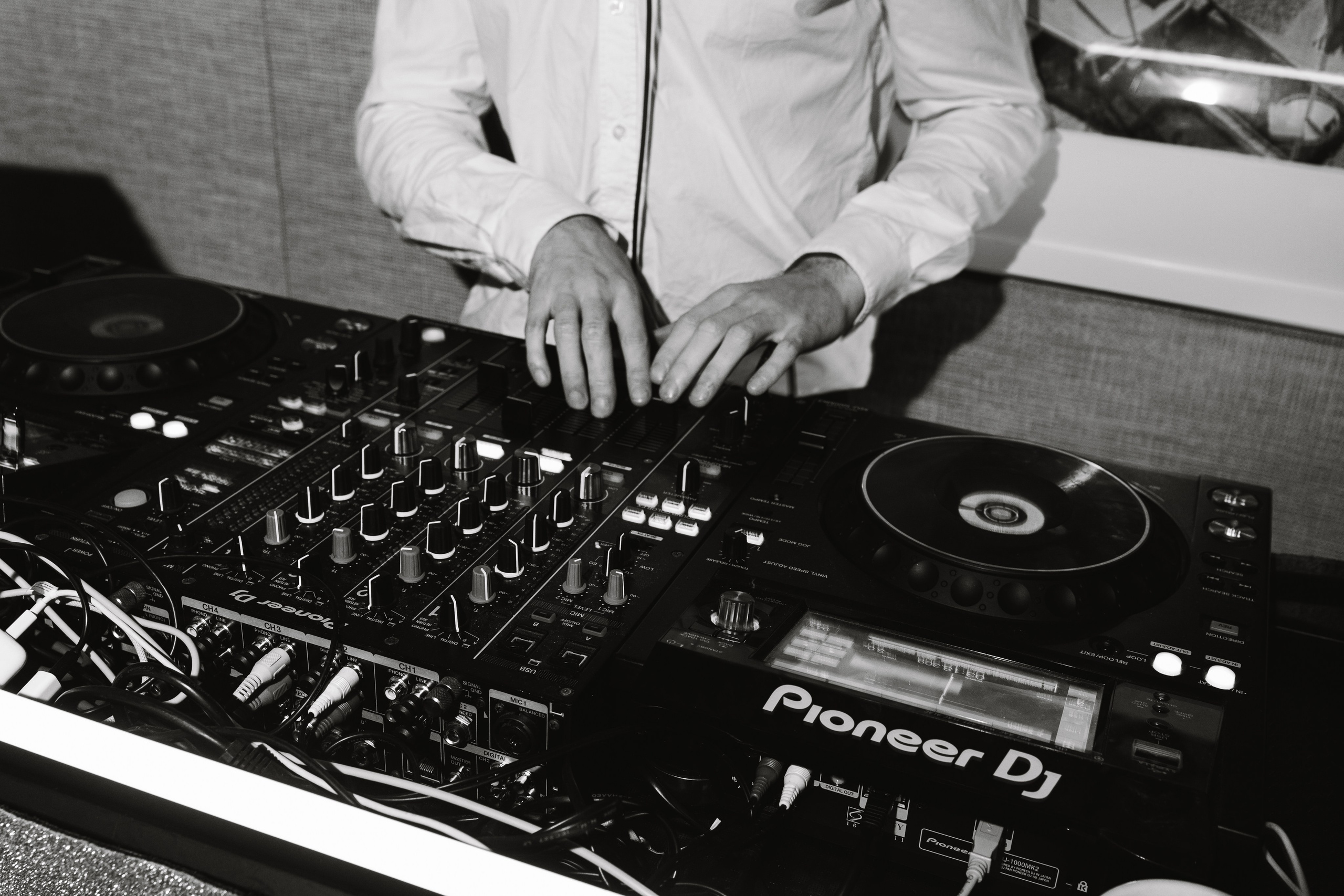 Elizaveta and Albert | Wedding at the beach. Yuliya Vaschenok — Photographer in the Netherlands