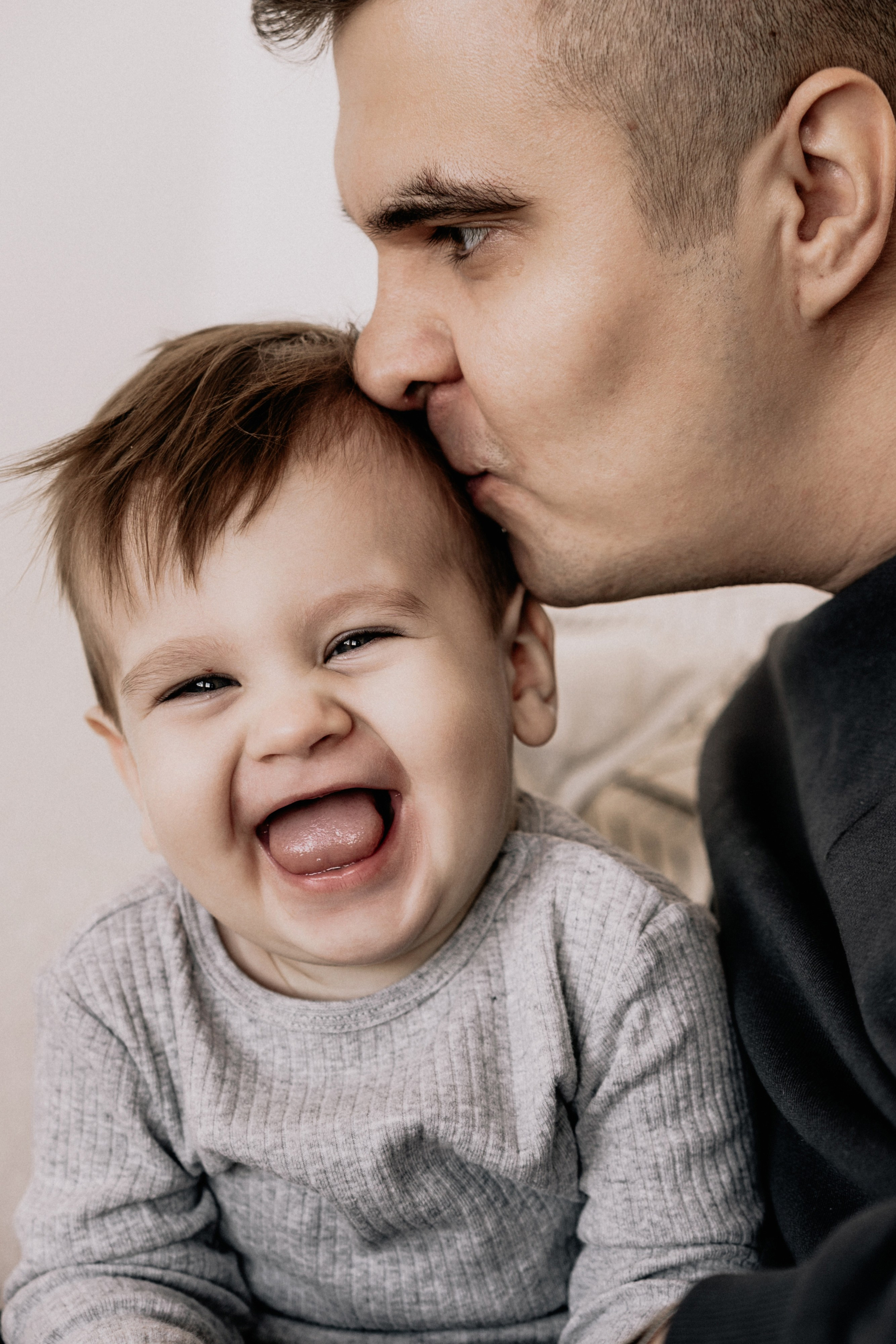 First Birthday Photoshoot – Classic & Timeless Memories. Alisa Tant — Family and newborn photographer Bucks County, Montgomery county, Philadelphia, NJ