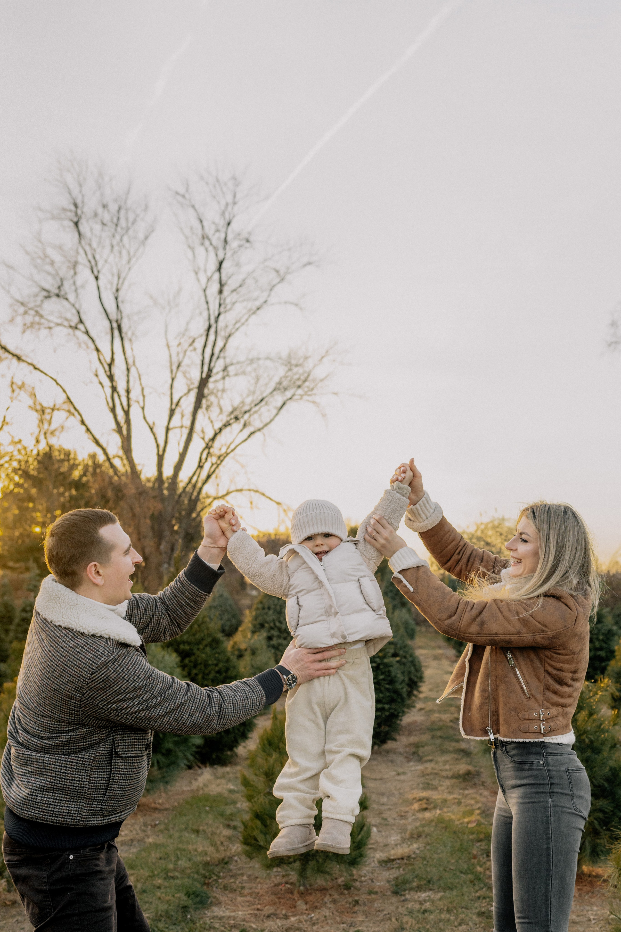 Christmas Farm Photography – Festive & Cozy Memories. Alisa Tant — Family and newborn photographer Bucks County, Montgomery county, Philadelphia, NJ