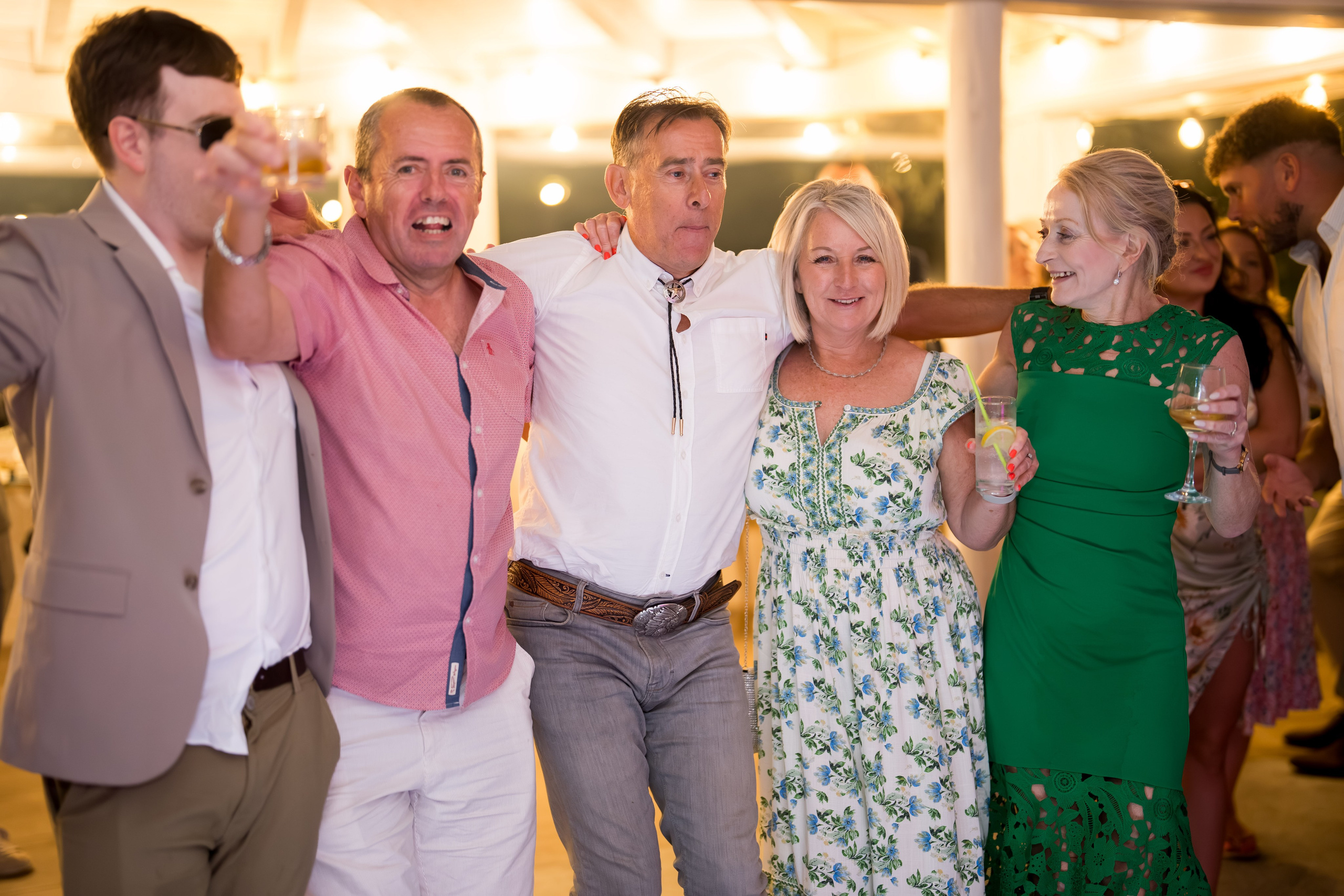 PARTY. Gabriel Florea — Fotograf nuntă București