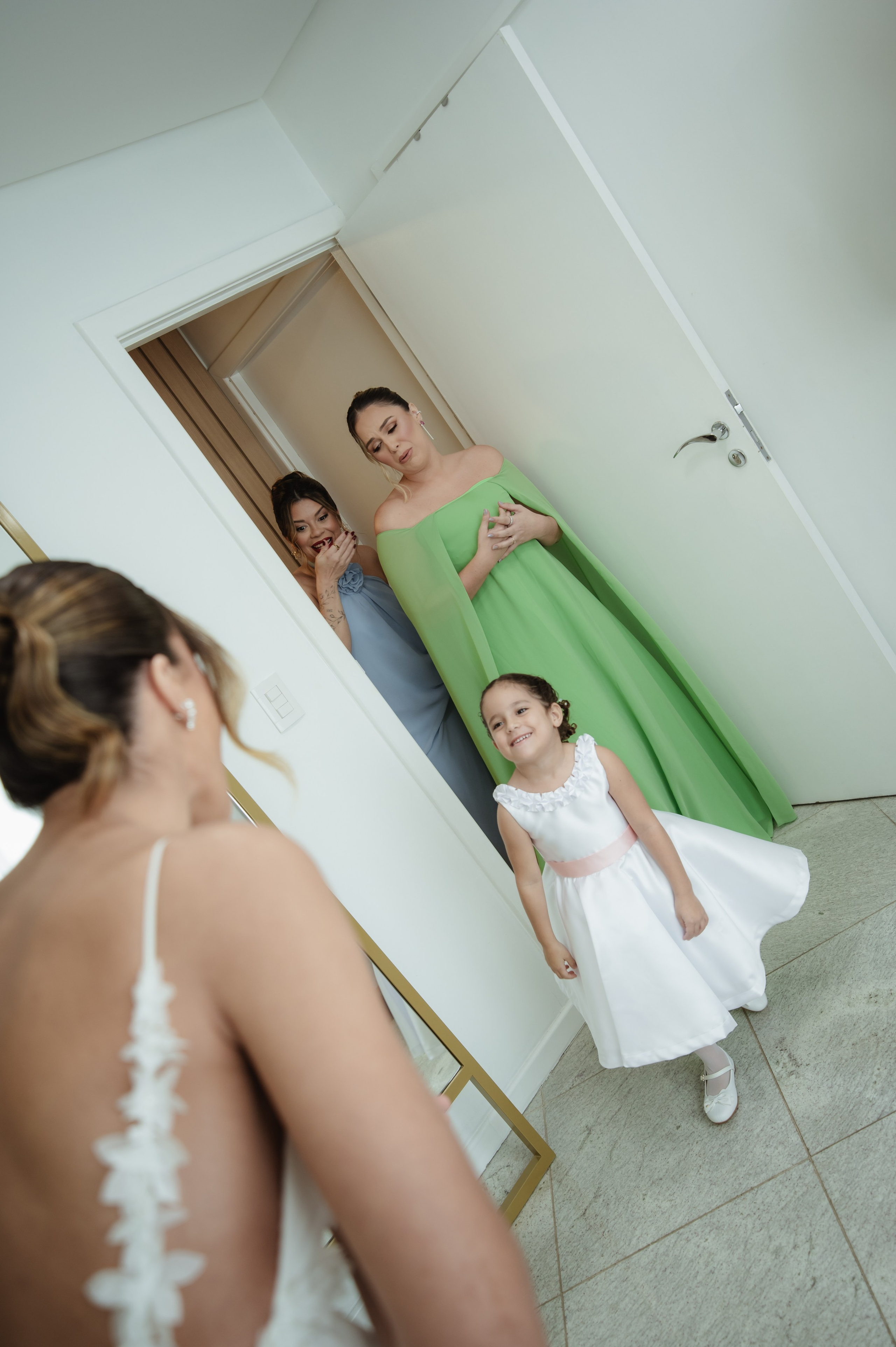 Marcella & Daniel. Lembrar não é só ver. É sentir de novo