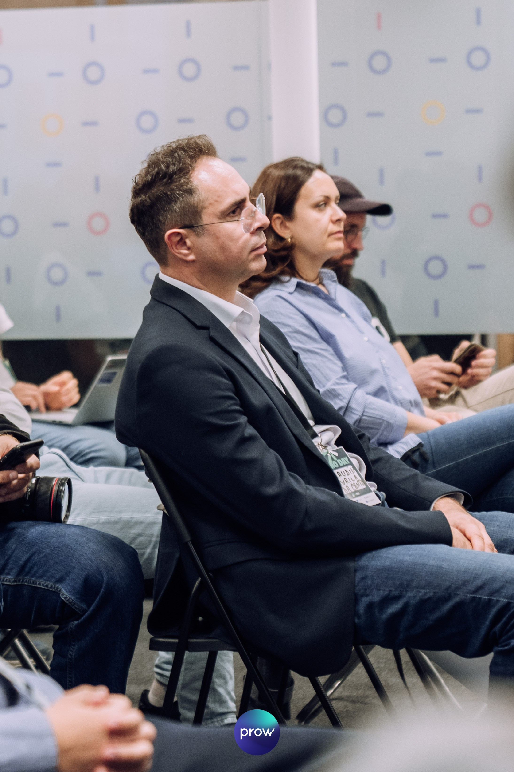 InVest DemoDay @ Cowork. Cozac Cristian Photographer