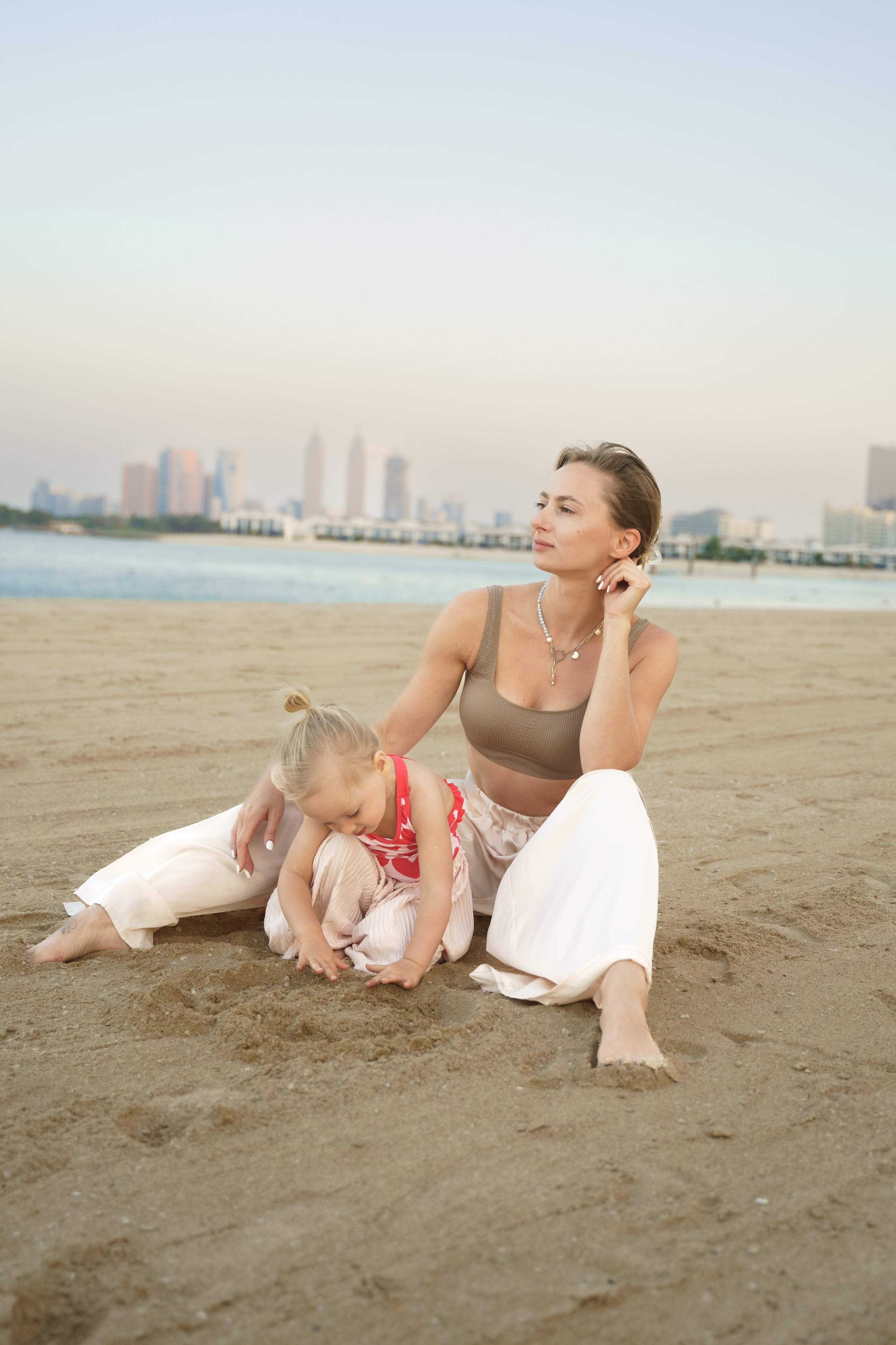 Anastasia and Sophie — dancing family. Tatiana Smirnova — Photographer