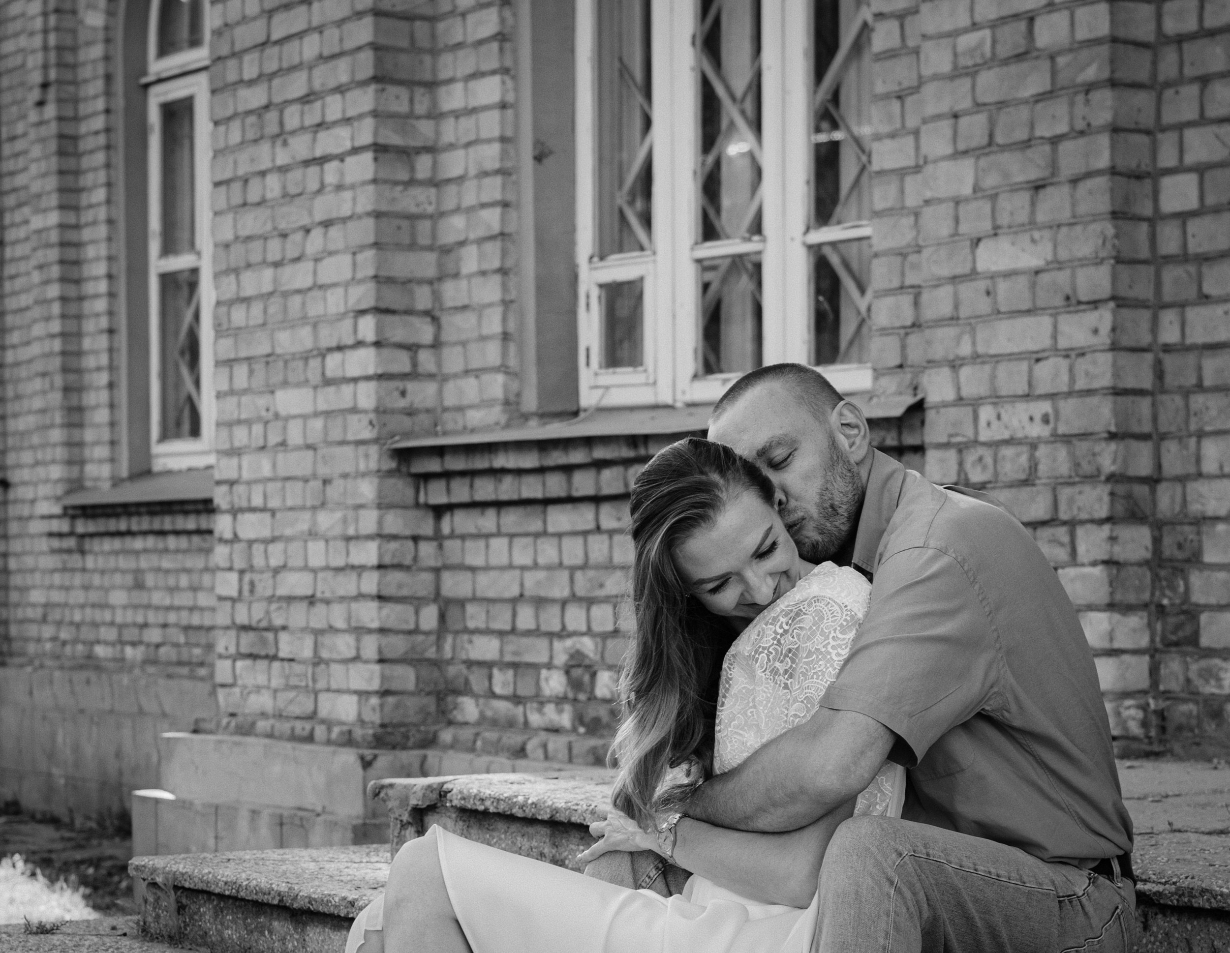 Wedding love story photographer Riga, Europe. Portait photographer and videographer in Riga, Latvia, Julia Zhitluhina. Visual Artist