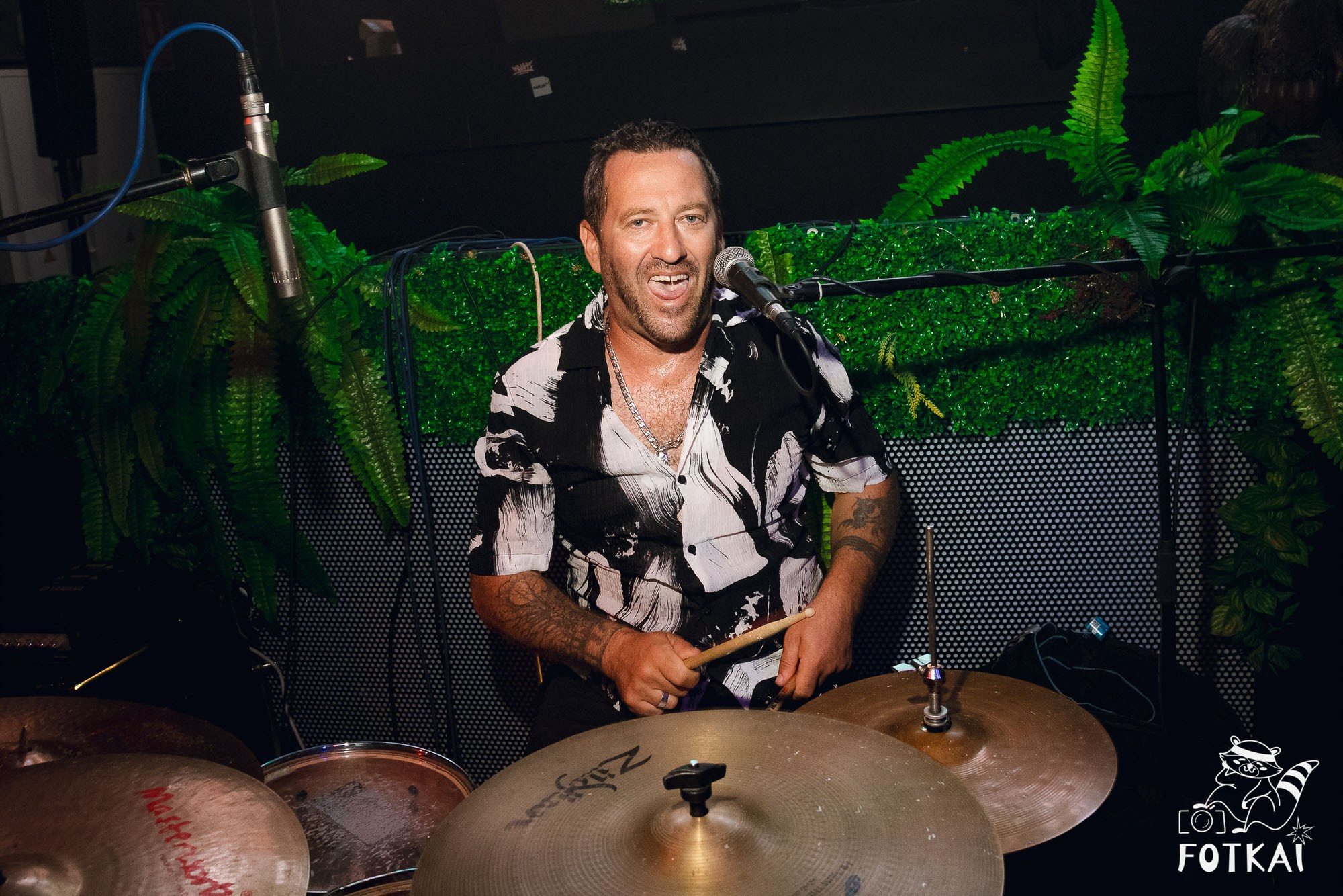 Oktoberfest Torrevieja 2025 в Avalon — Stones of the Coast, живая музыка и рок-атмосфера | Фоторепортаж FOTKAI