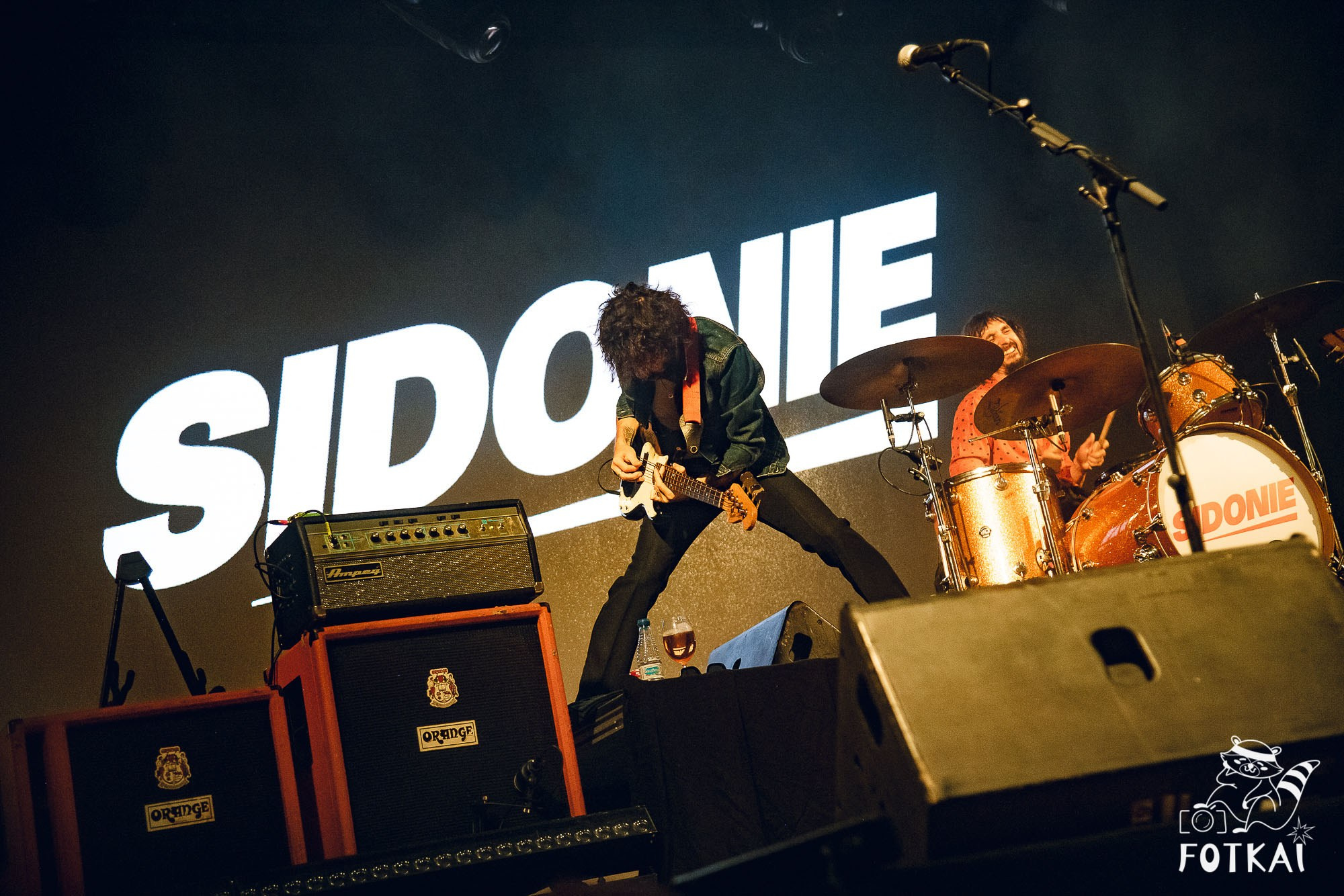 Sidonie en Torrevieja 2025 – Fotos del concierto y reportaje completo | FOTKAI