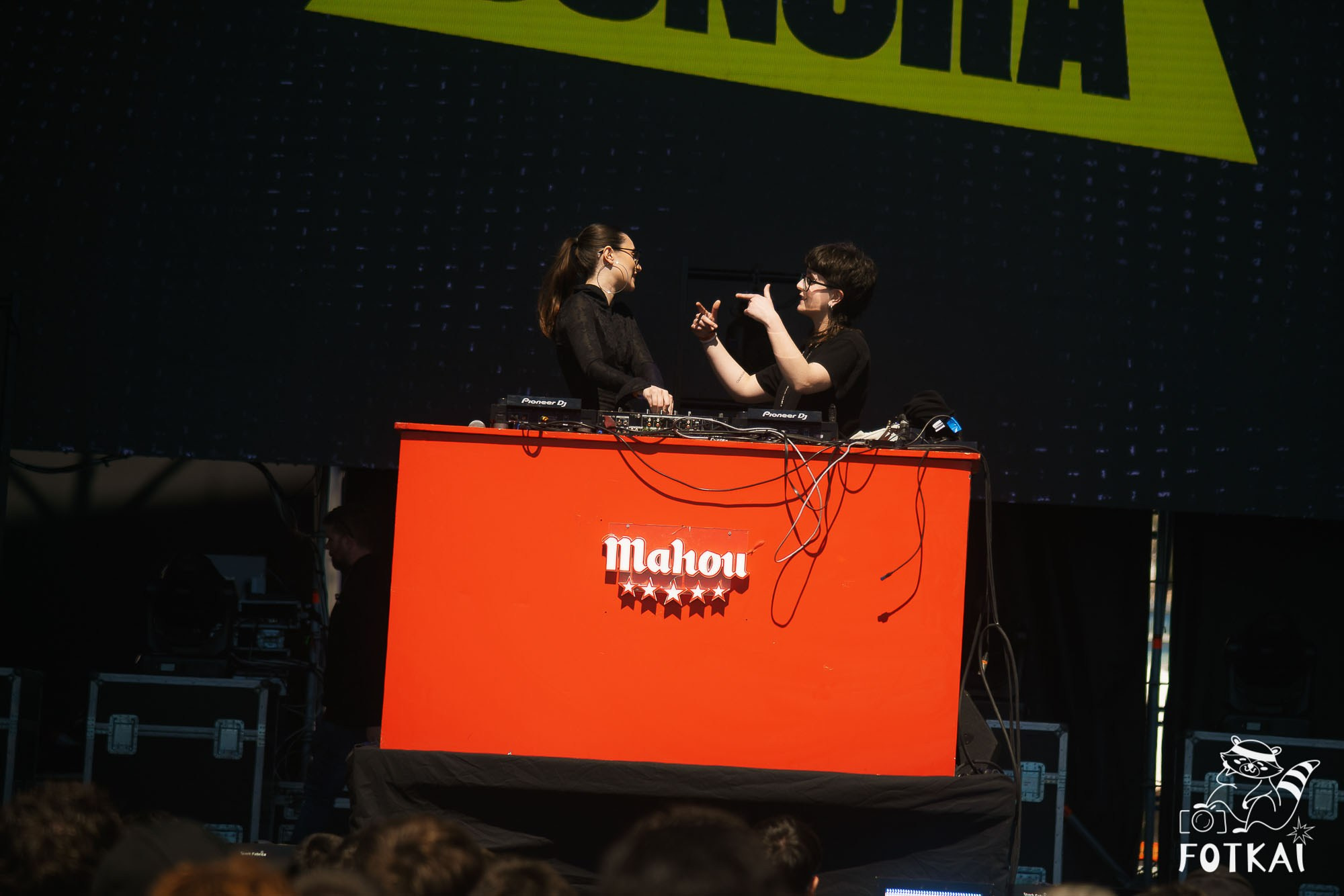 Costa Sonora 2026 Alicante Day 1 Photos — Find Yourself, Friends and Festival Crowd | FOTKAI