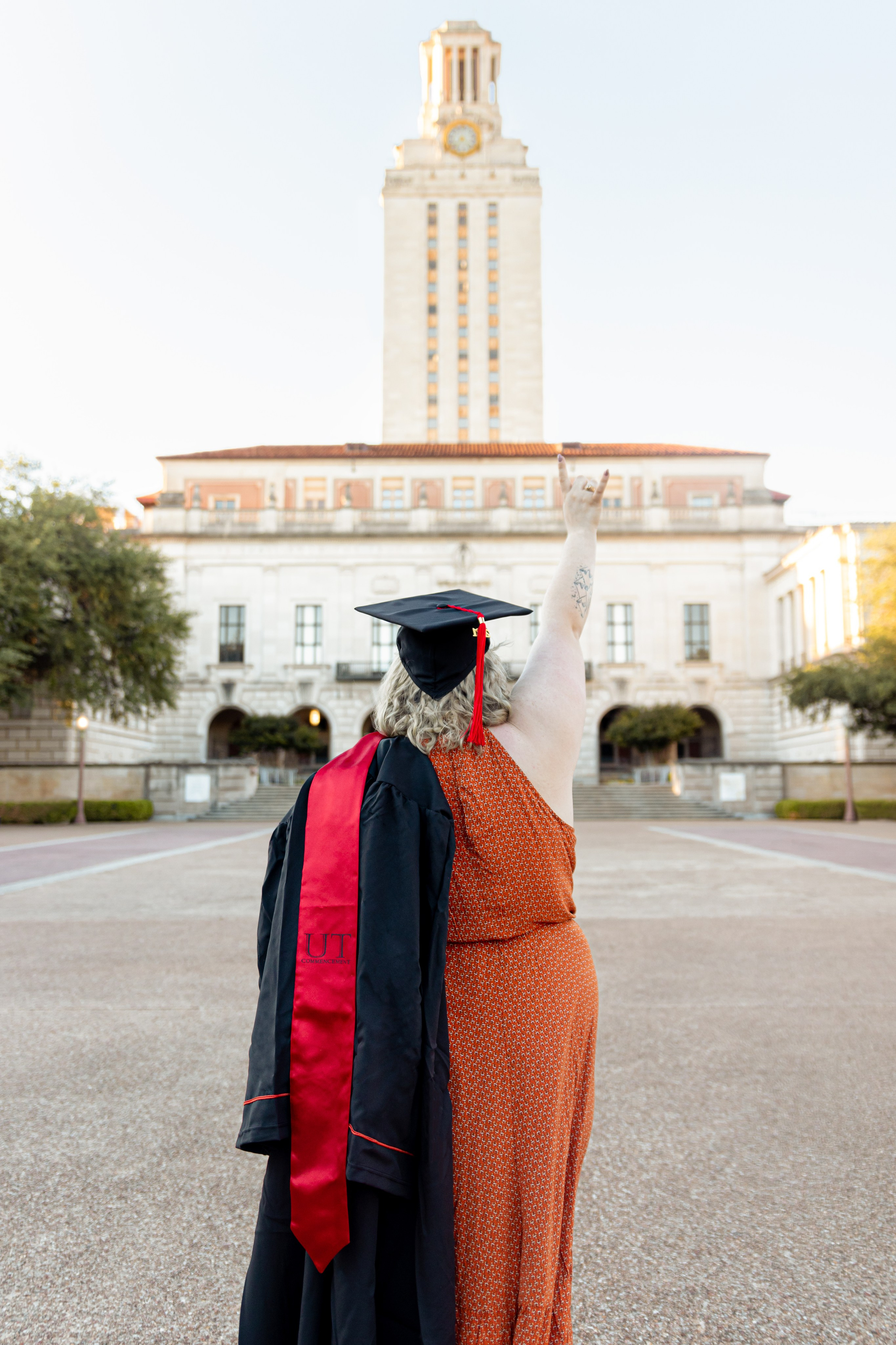 Sarah's senior photoshoot at the University of Texas Austin