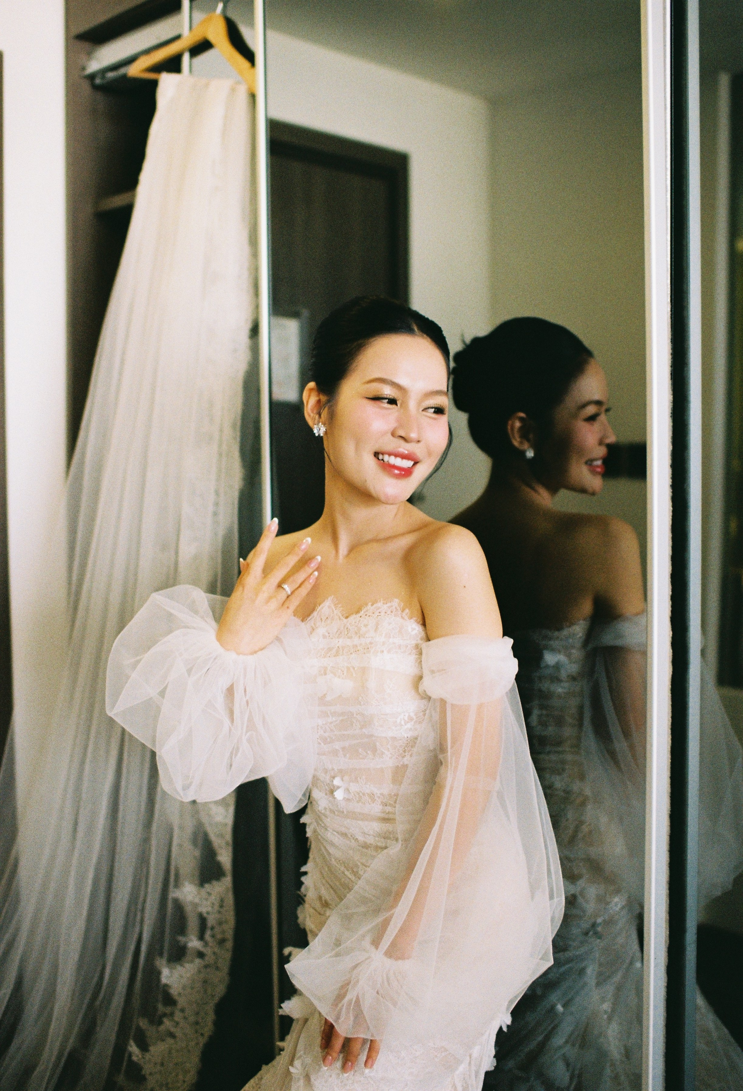 Nghĩa & Thảo. Cam Images