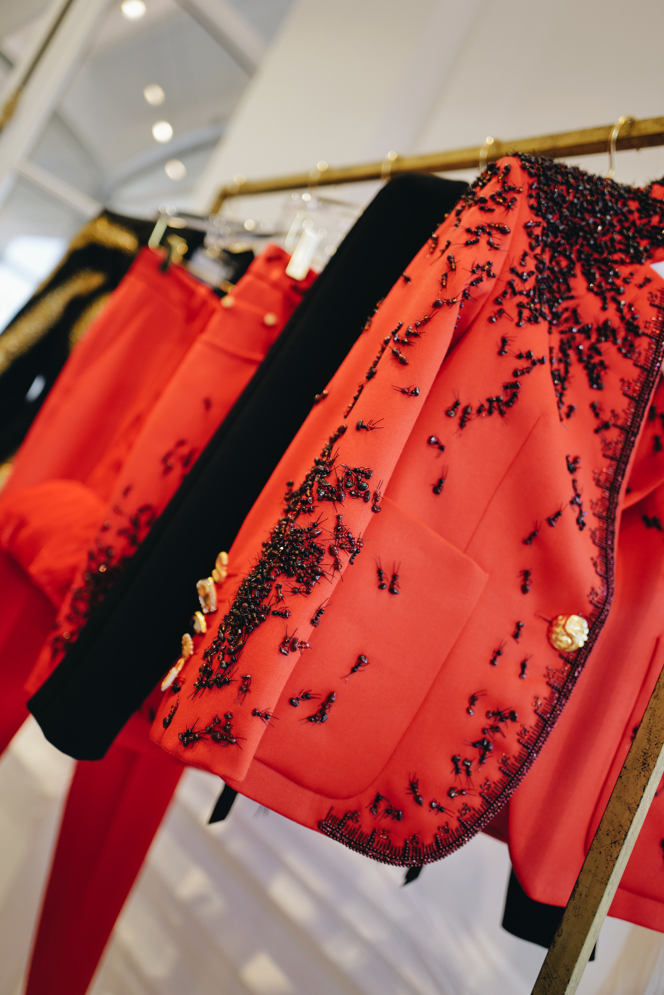 Maison Schiaparelli HAUTE COUTURE SS23 (PARIS). Anastasia Fedoseeva / The Street Pie — streetstyle photographer