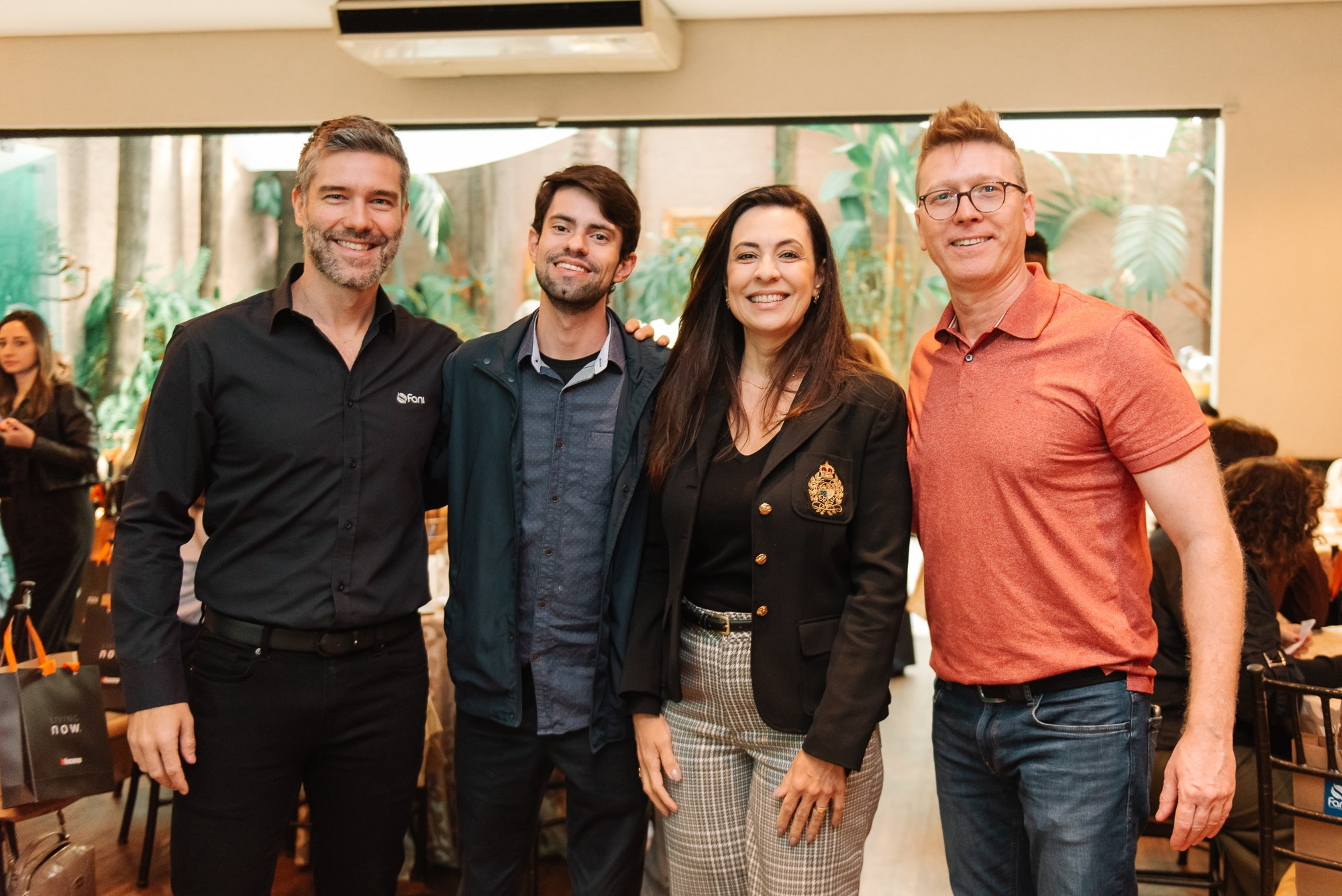 Café + Conteúdo | Casa Pinezi. 78 Imagens