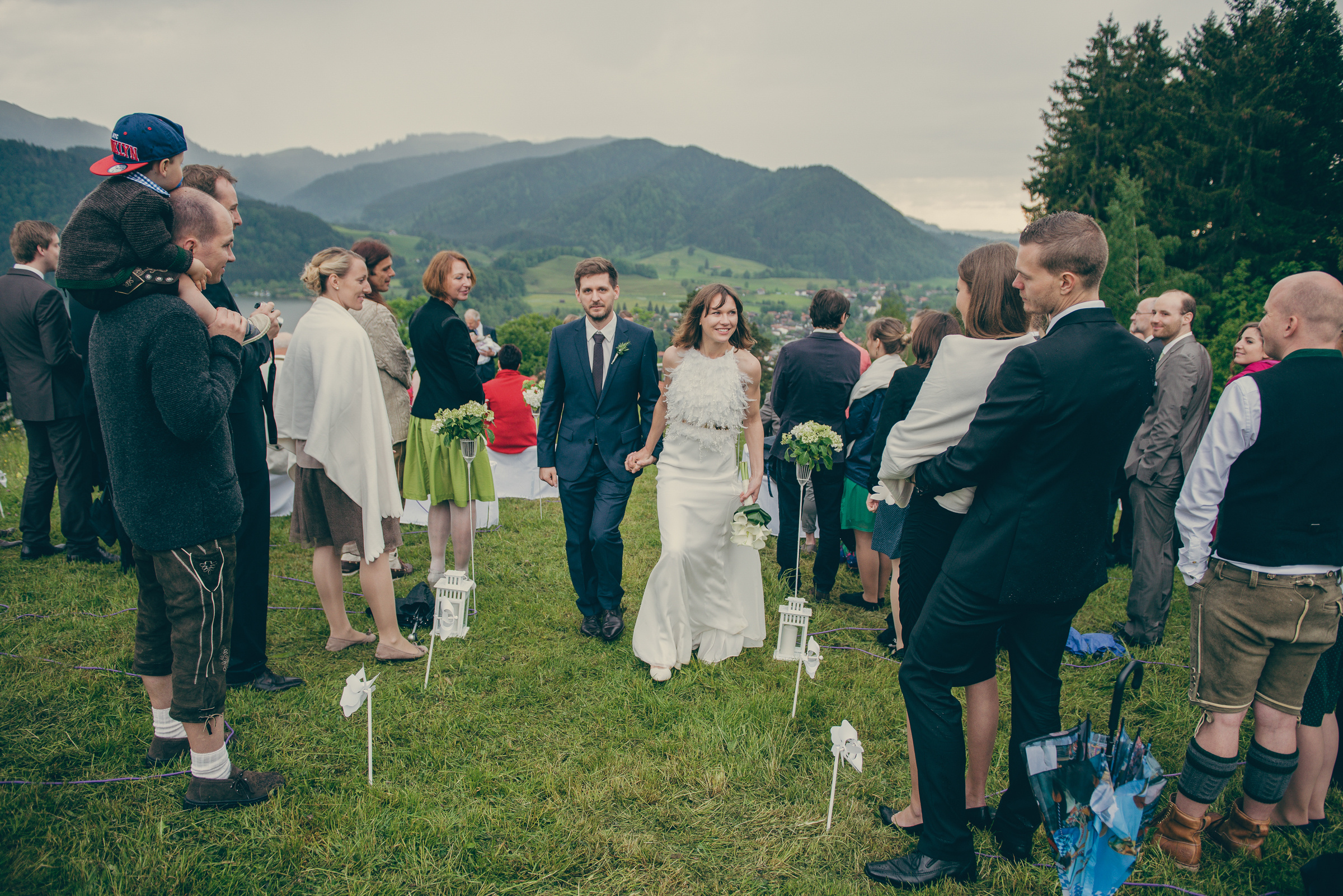 Wunderschöne Hochzeit mit freier Trauung am Schliersee. Hochzeitsfotograf München - Olga Boyko Hochzeitsreportage