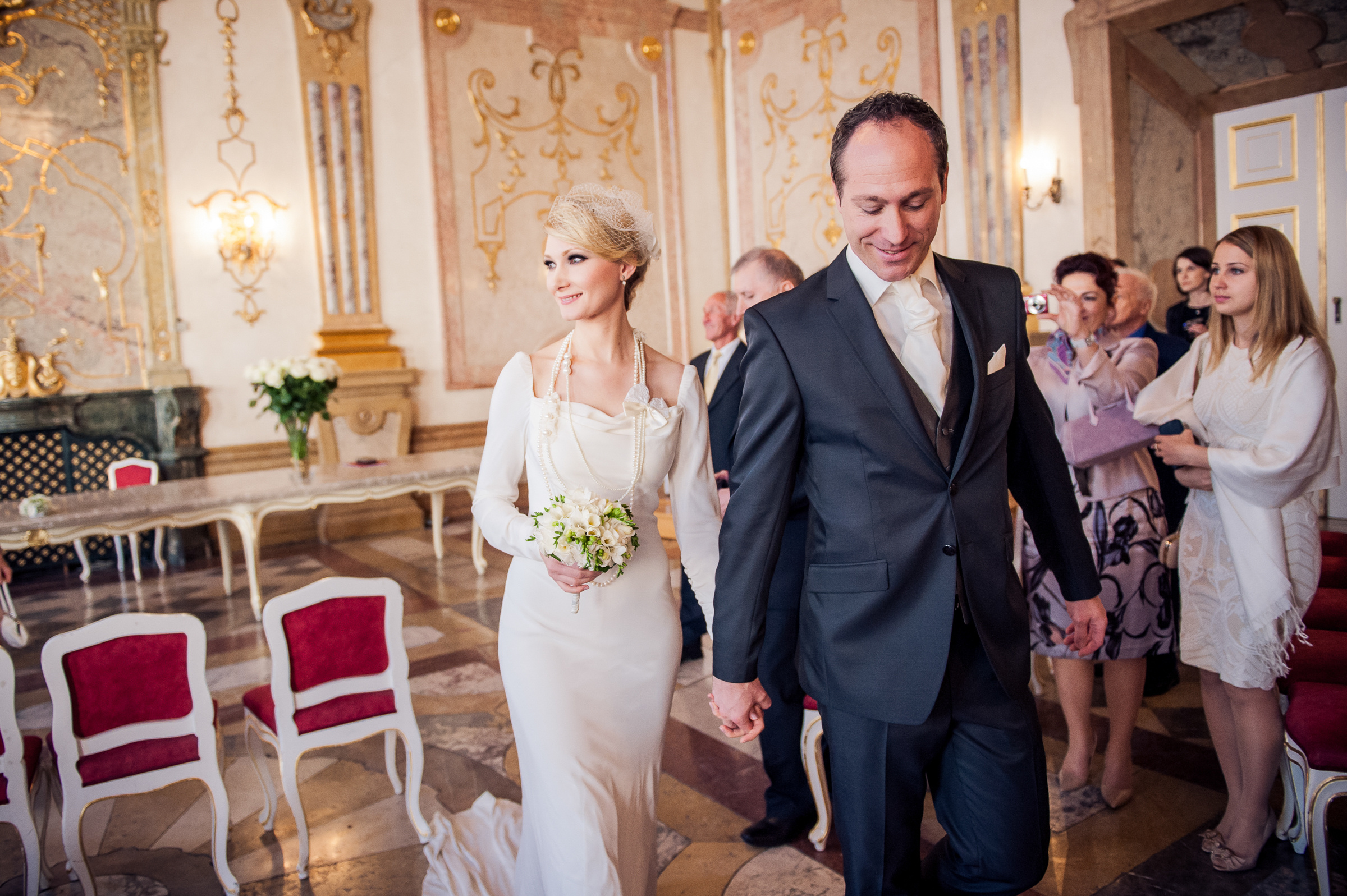 Traumhochzeit im Marmorsaal Schloss Mirabell - Salzburg. Hochzeitsfotograf München - Olga Boyko Hochzeitsreportage