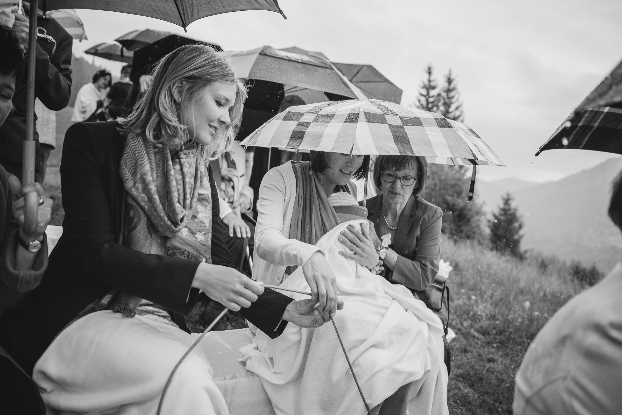 Wunderschöne Hochzeit mit freier Trauung am Schliersee. Hochzeitsfotograf München - Olga Boyko Hochzeitsreportage