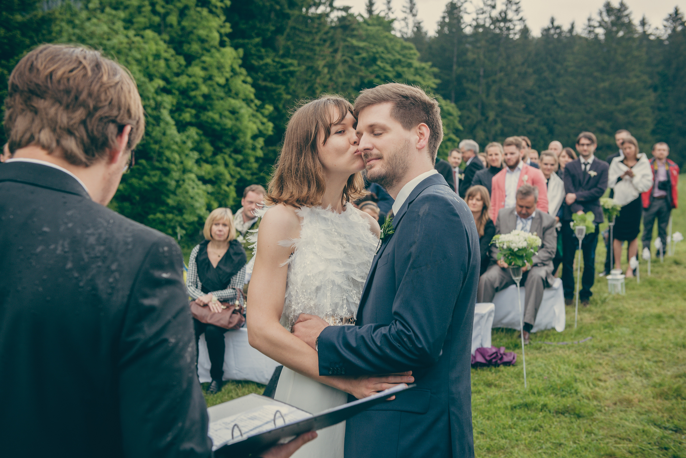 Wunderschöne Hochzeit mit freier Trauung am Schliersee. Hochzeitsfotograf München - Olga Boyko Hochzeitsreportage
