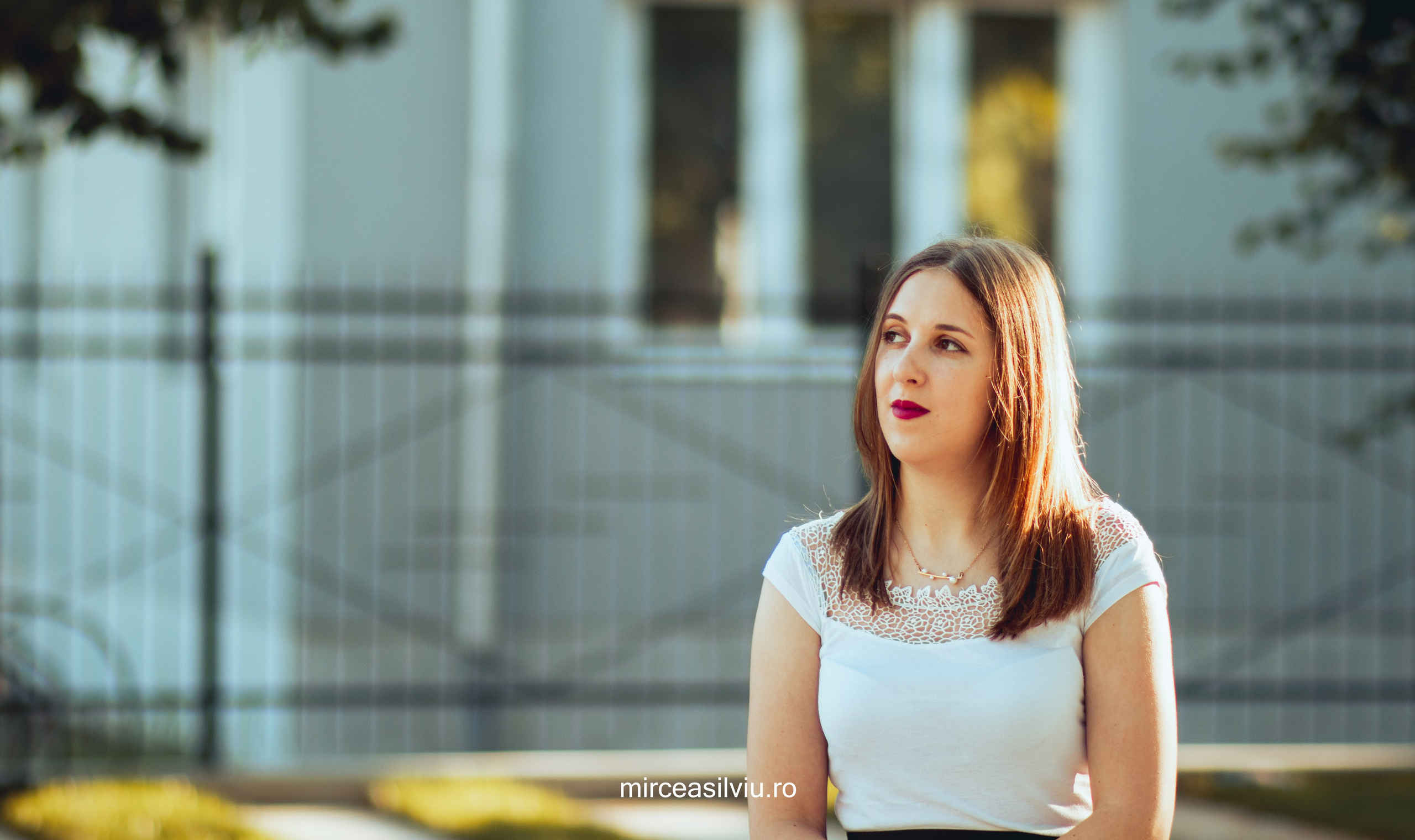 Cristina. Fotograf de portrete și evenimente din Cluj-Napoca. Ședințe foto individuale, nunți, botezuri și aniversări în Cluj și județul Cluj