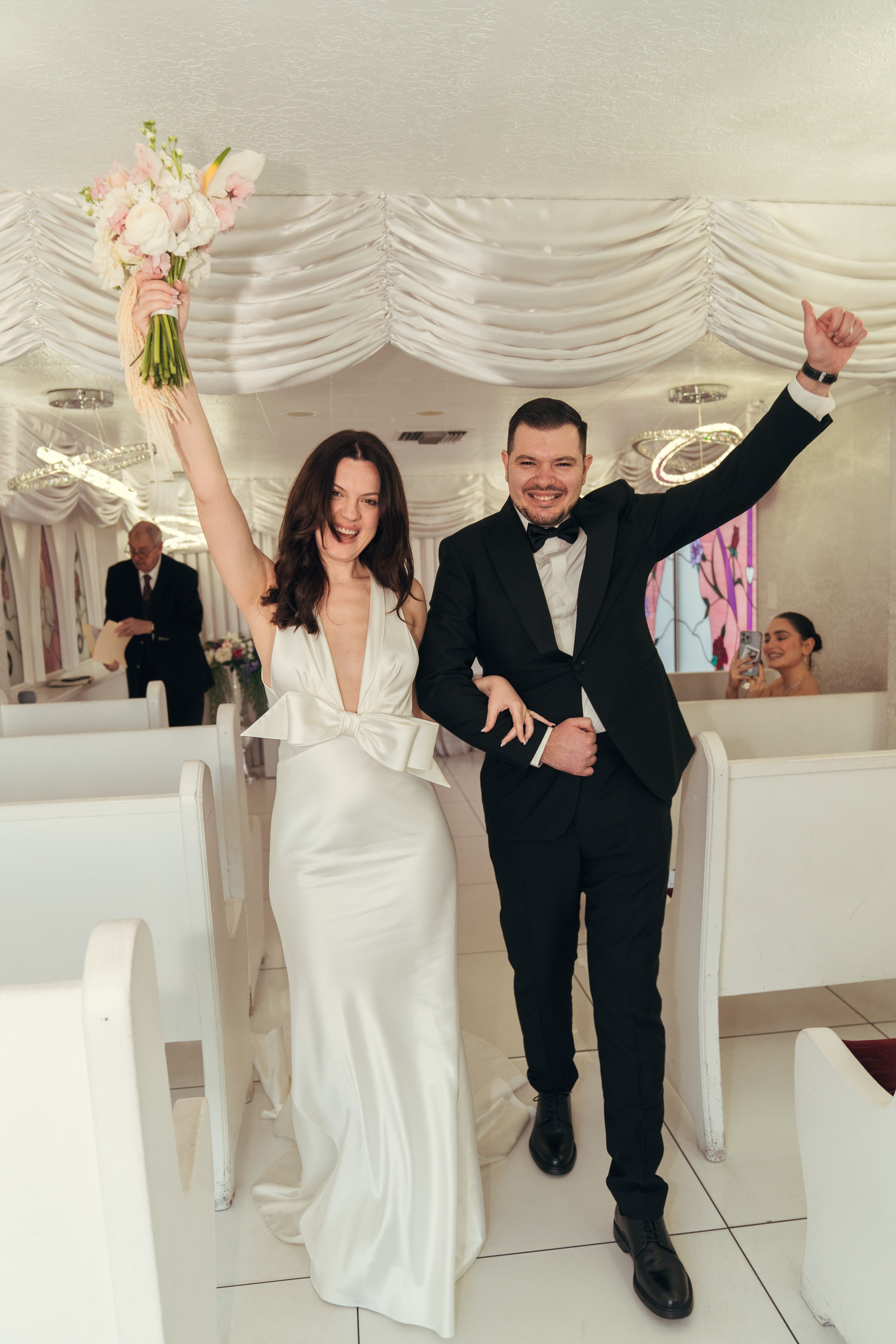 Zenaida&Eros. Wedding & elopement photographer Viktoriya Kravtsov. Las Vegas