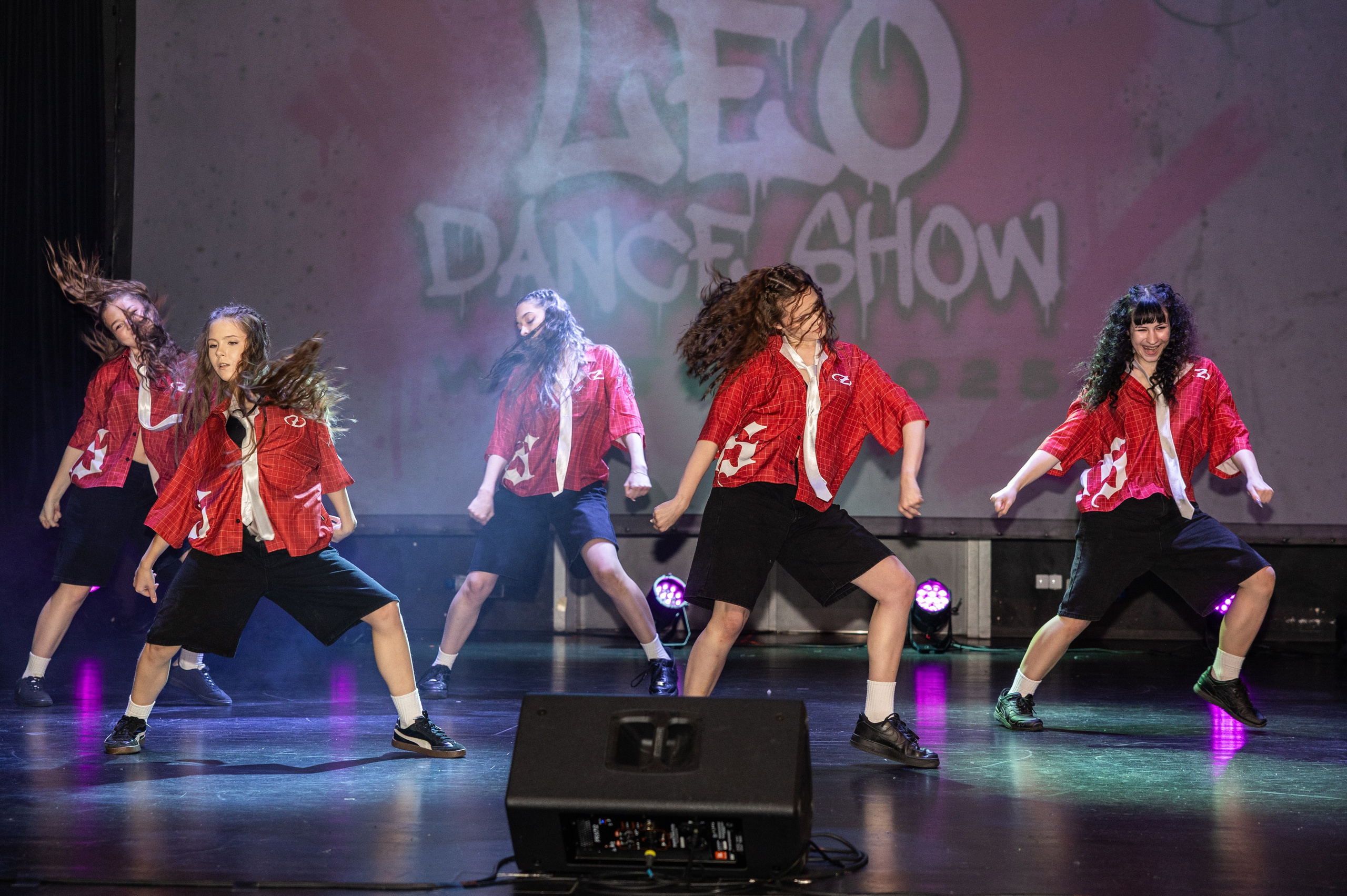 LEO DANCE SHOW WINTER 2025. Семейный и детский фотограф в Варшаве Мила Бобровская