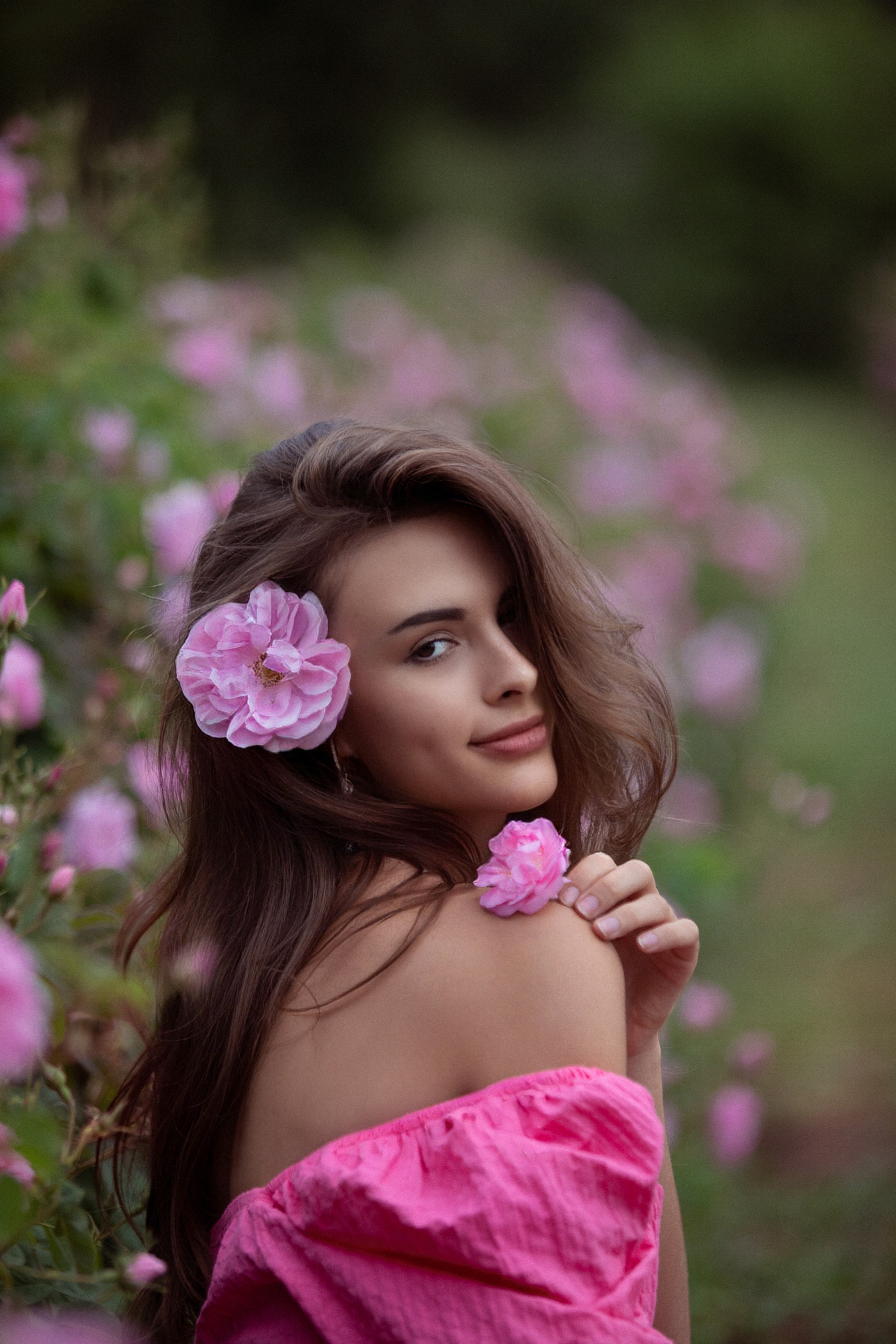 Розовы поля в Турции. Цветочные поля в Турции. Где в Турции выращивают розы? Когда цветут розы? Розовые сады в Ыспарте. Экскурсия на розовые поля. Фотограф в Анталии. Фотограф в Турции. Фотограф в Белеке. Фотограф в Алании. Фотограф Аланья. Фотограф Анталья. Фотограф Белек. Фотограф Турция. Фотограф Каш. Фотограф Бодрум.