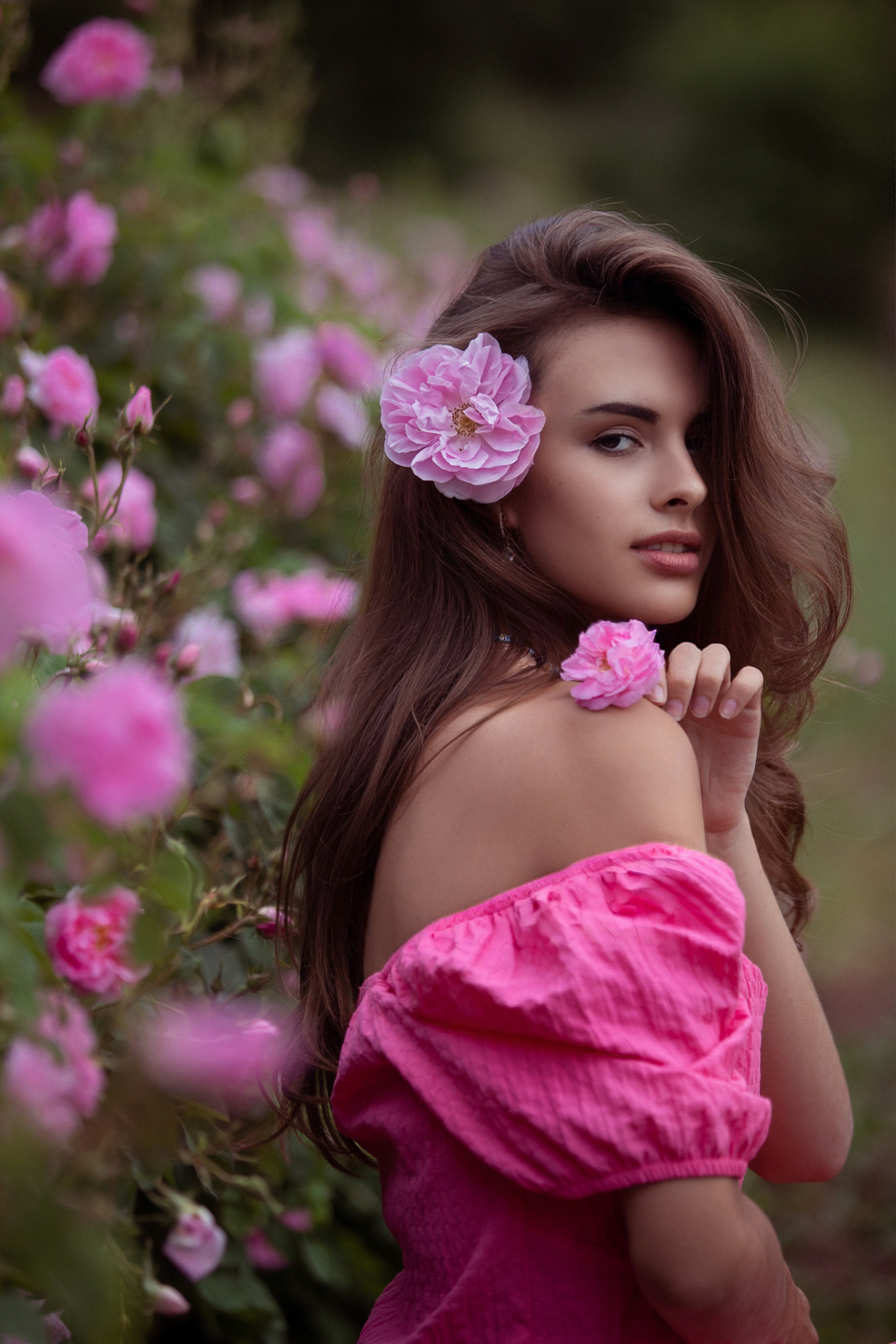 Розовы поля в Турции. Цветочные поля в Турции. Где в Турции выращивают розы? Когда цветут розы? Розовые сады в Ыспарте. Экскурсия на розовые поля. Фотограф в Анталии. Фотограф в Турции. Фотограф в Белеке. Фотограф в Алании. Фотограф Аланья. Фотограф Анталья. Фотограф Белек. Фотограф Турция. Фотограф Каш. Фотограф Бодрум.