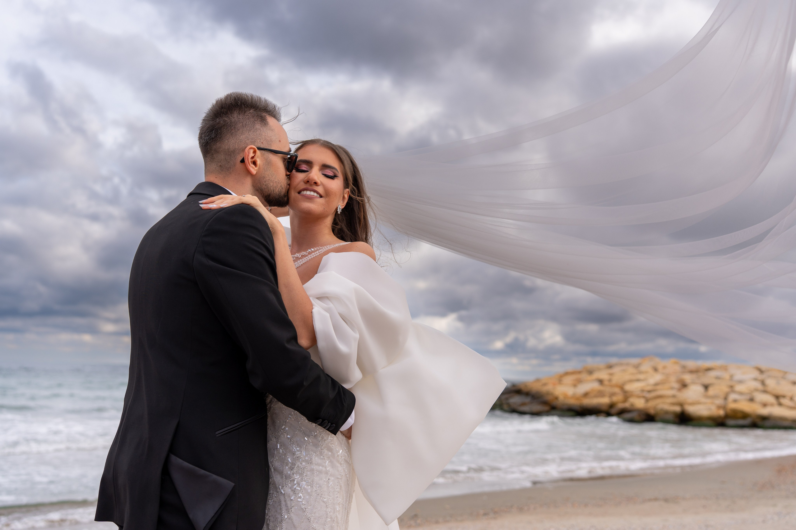 GEORGIANA&ALEX - TRASH THE DRESS. Fotograf Nuntă | Lucian Murgeanu - Fotograf Profesionist Evenimente