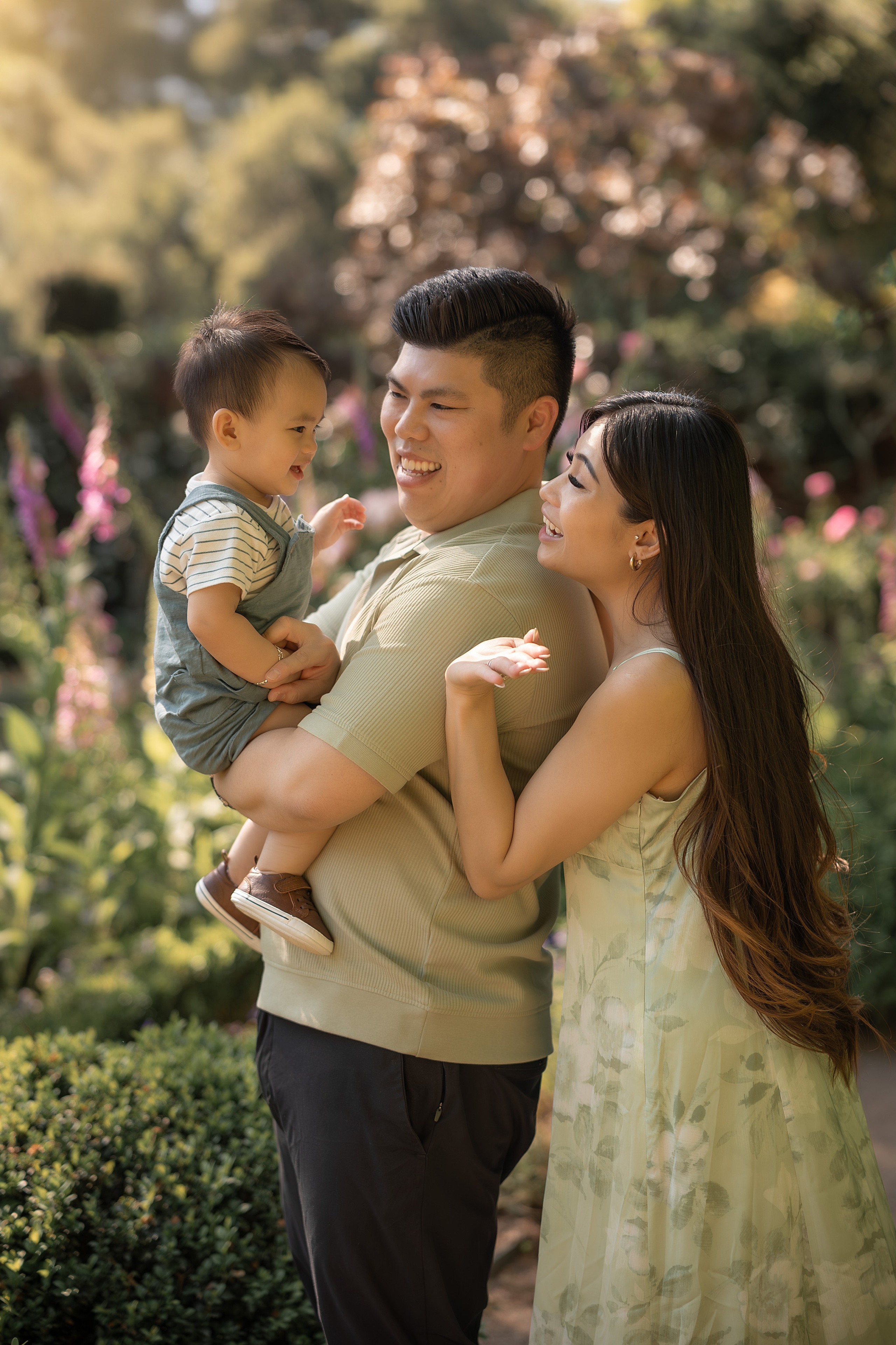 FAMILY & MATERNITY PHOTOGRAPHY. Couples & Families photographer in Bay Area, San Jose, California