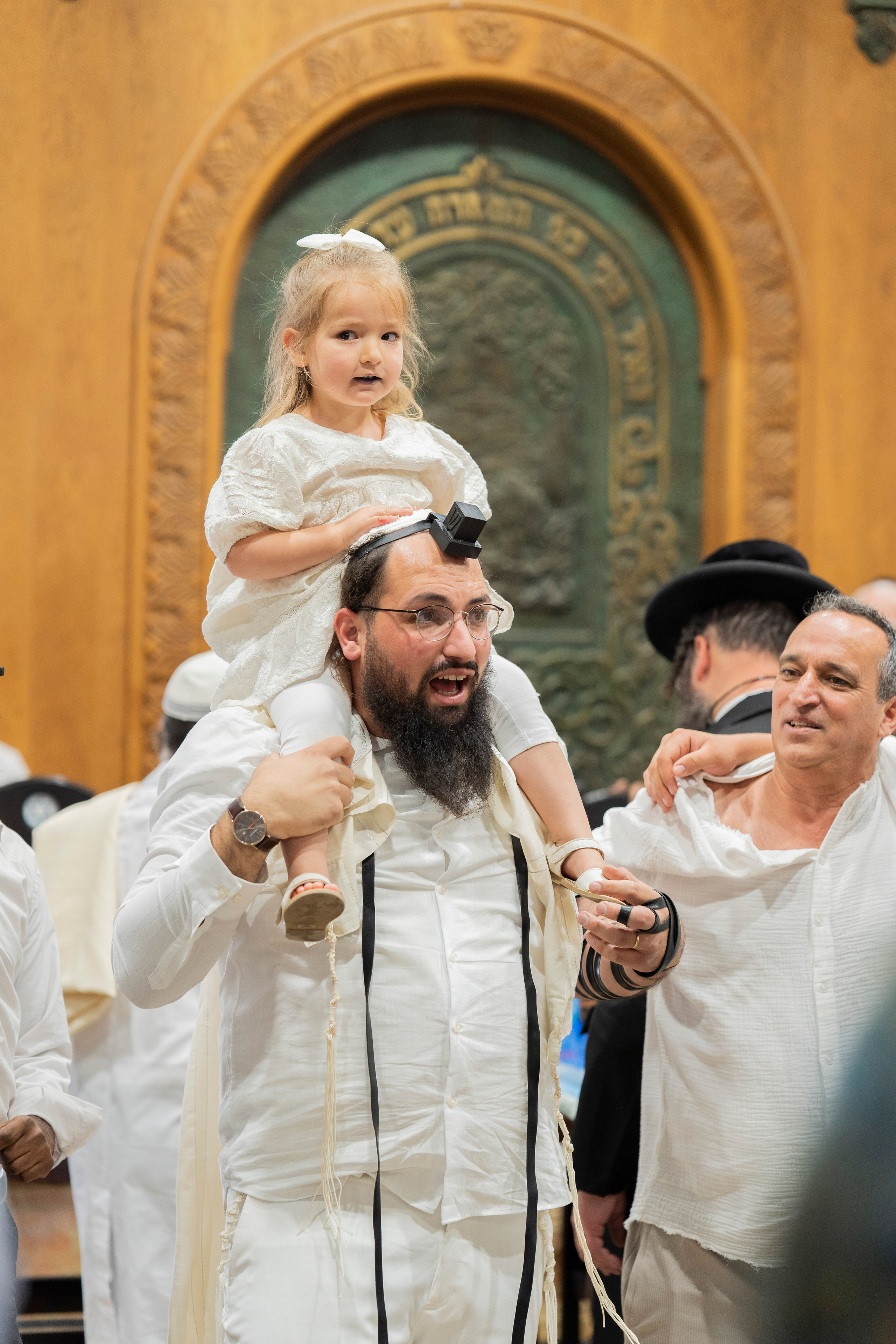 הברית של נחמן חזן. יוסף מזרחי צילום חתונה, ברית וזוגיות. צלם מקצועי שאוהב להוציא אתכם הכי יפים ברגעים הכי מרגשים