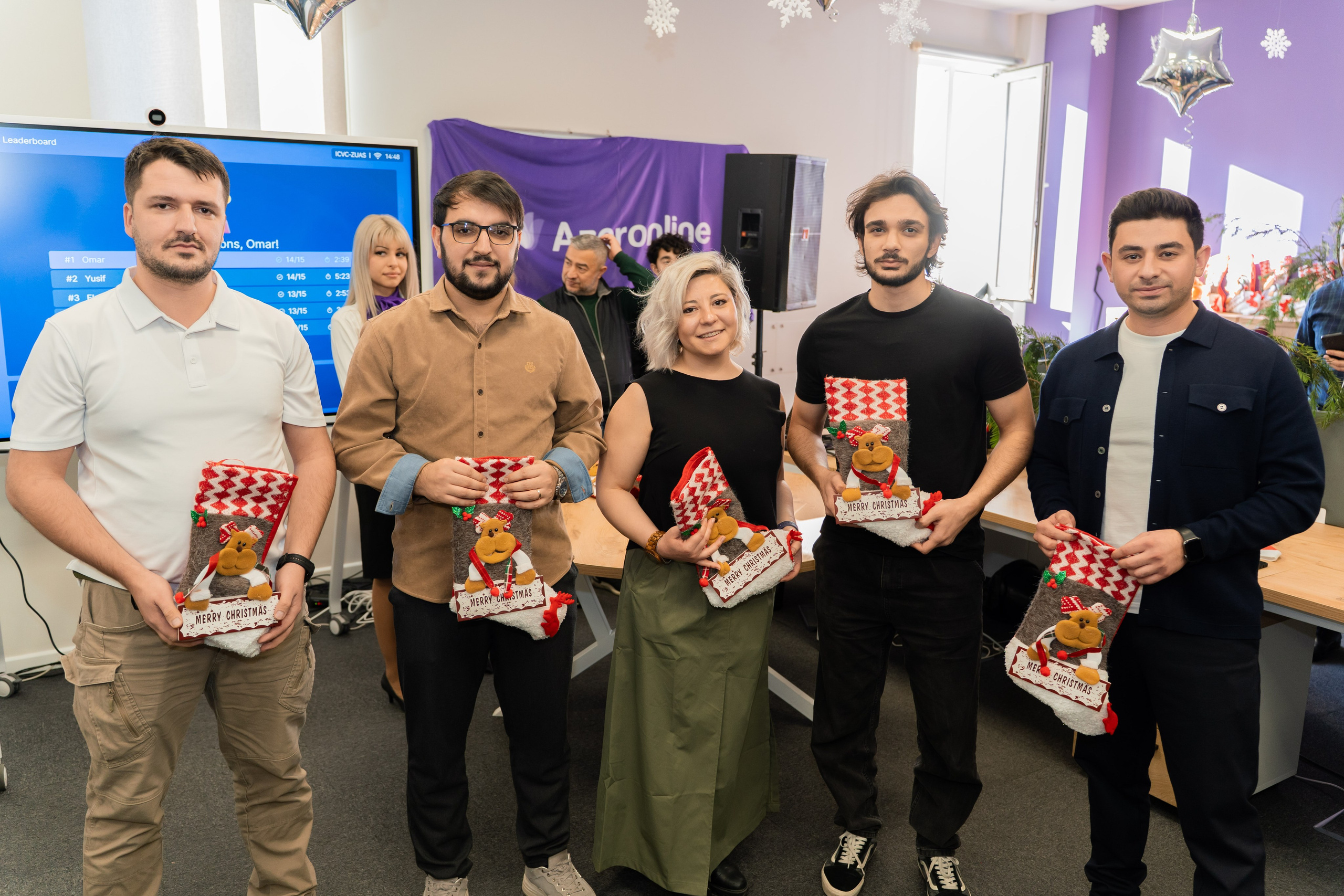 Azəronline şirkətinin yeni il korporativi. Fotoqraf Vəli Məmmədov