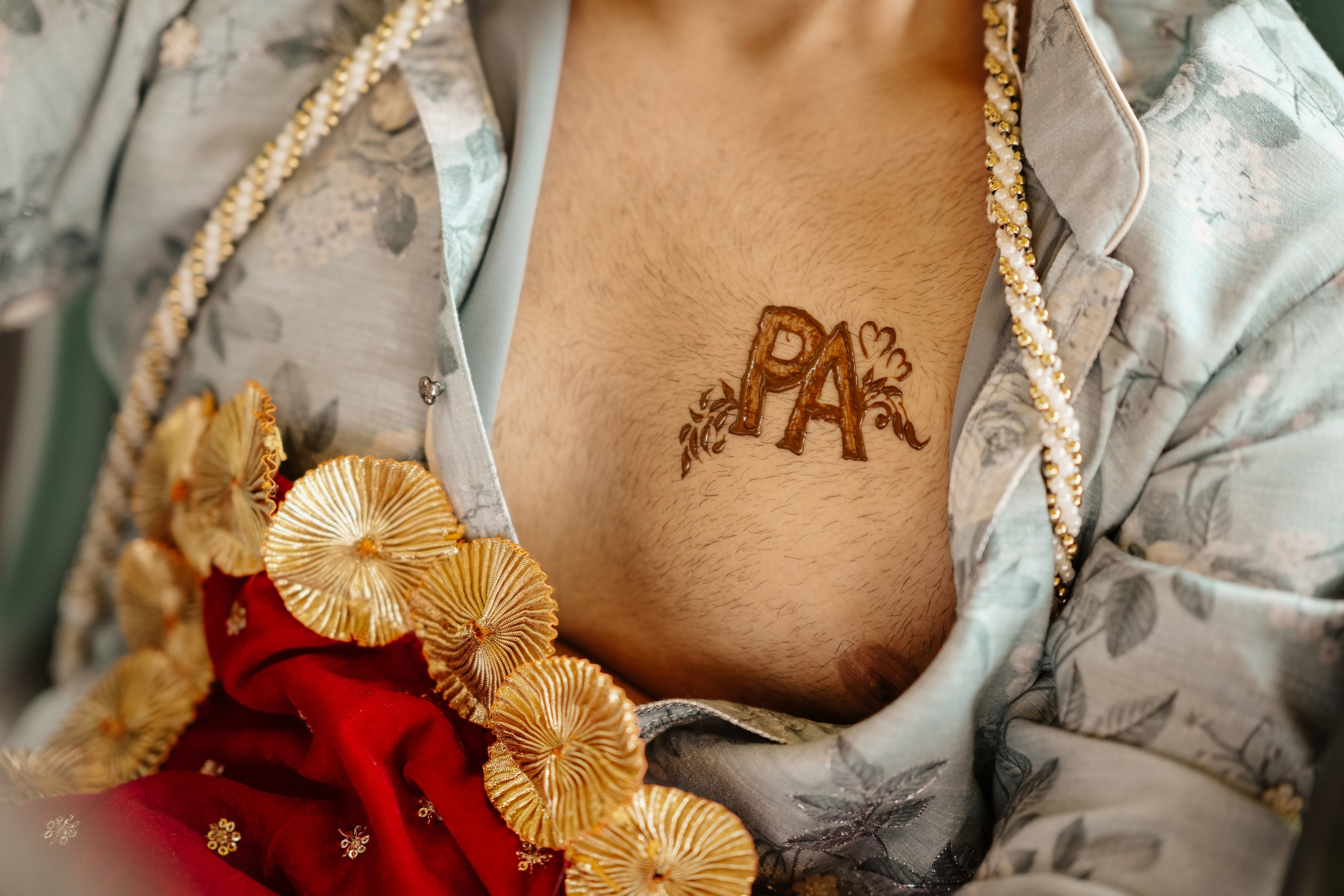 HALDI & MEHANDI. Wedding photographer Stalen Robert