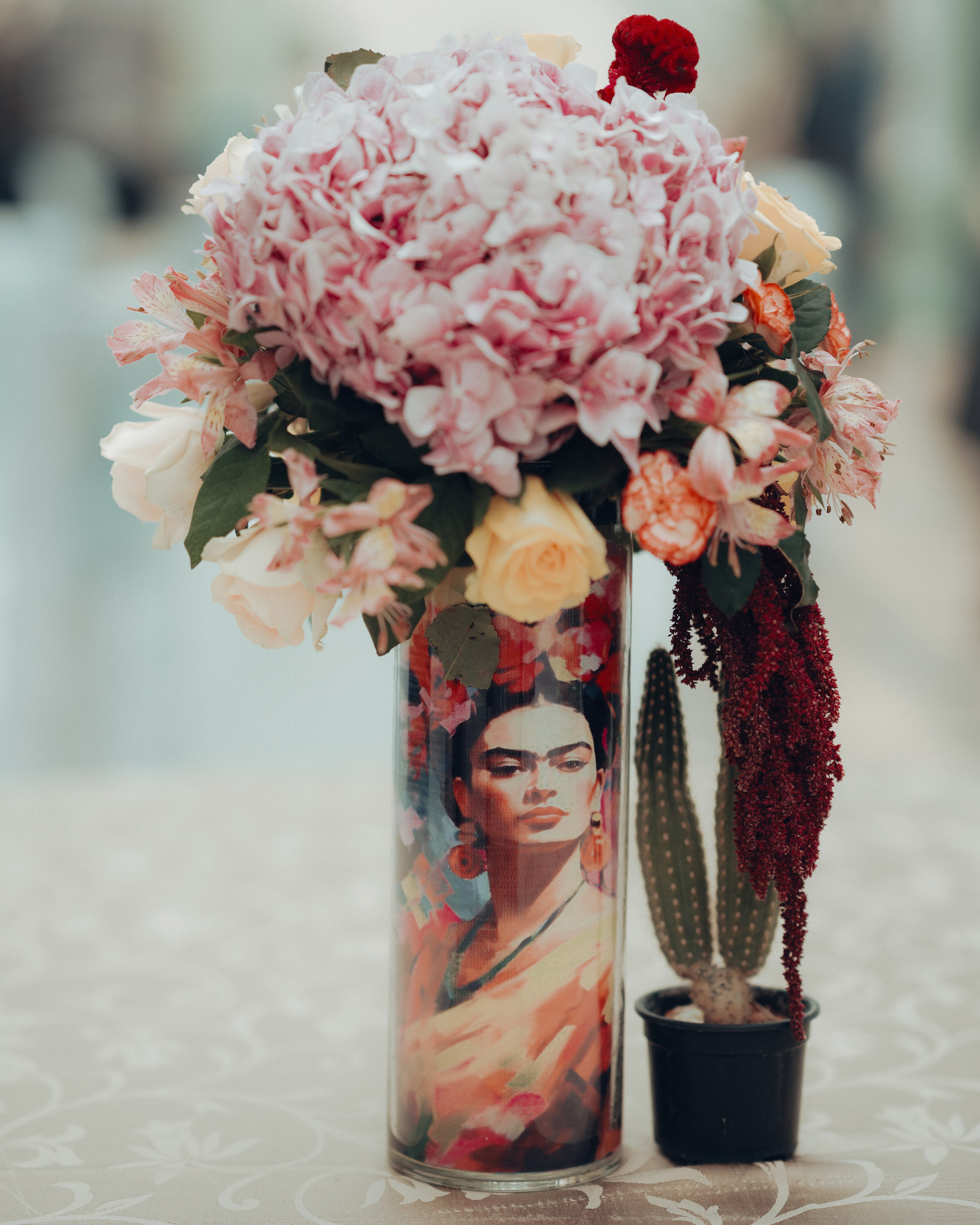 HALDI & MEHANDI. Wedding photographer Stalen Robert