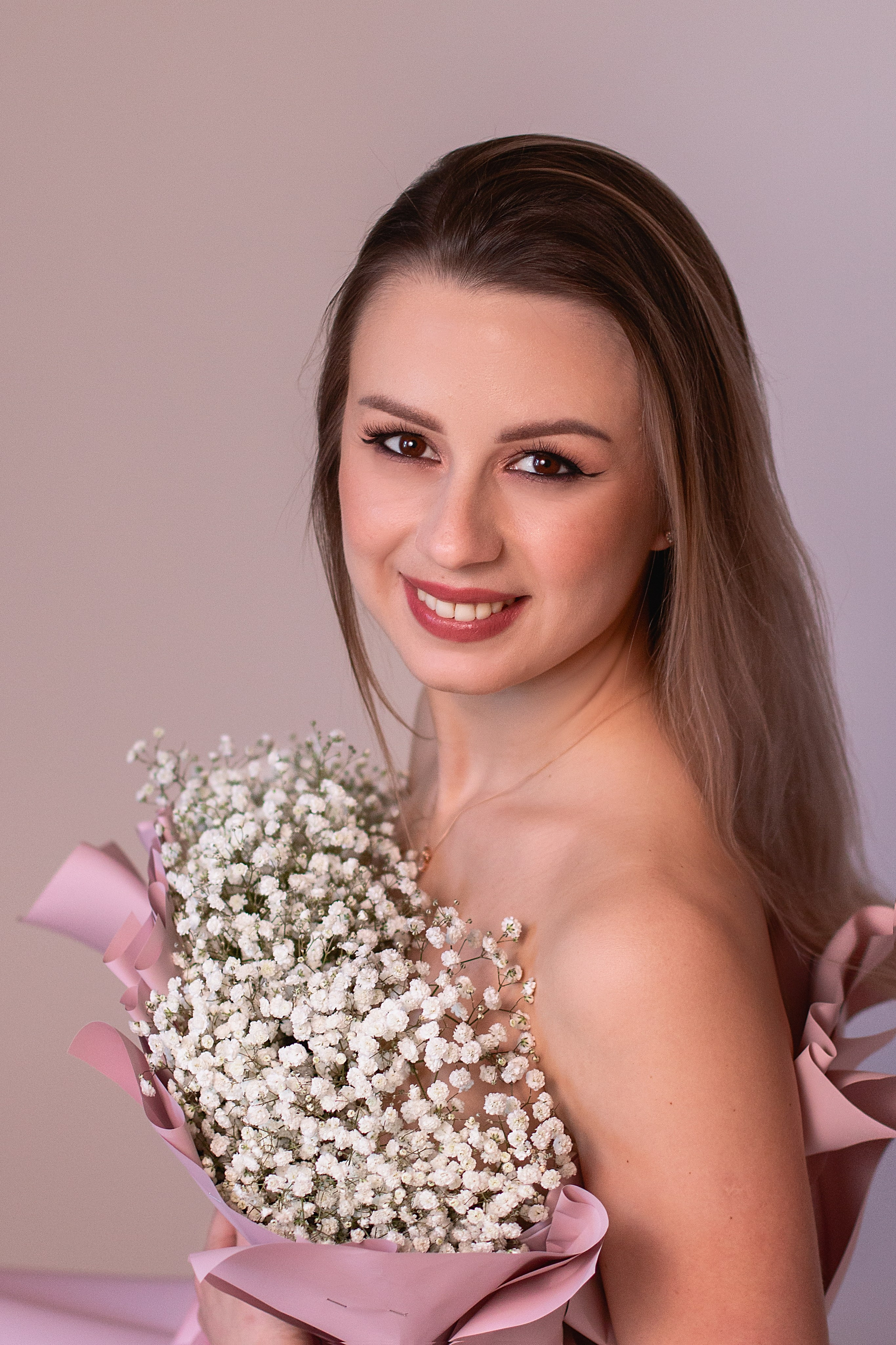 Девушка-букет. Детский и семейный фотограф в г. Бельцы