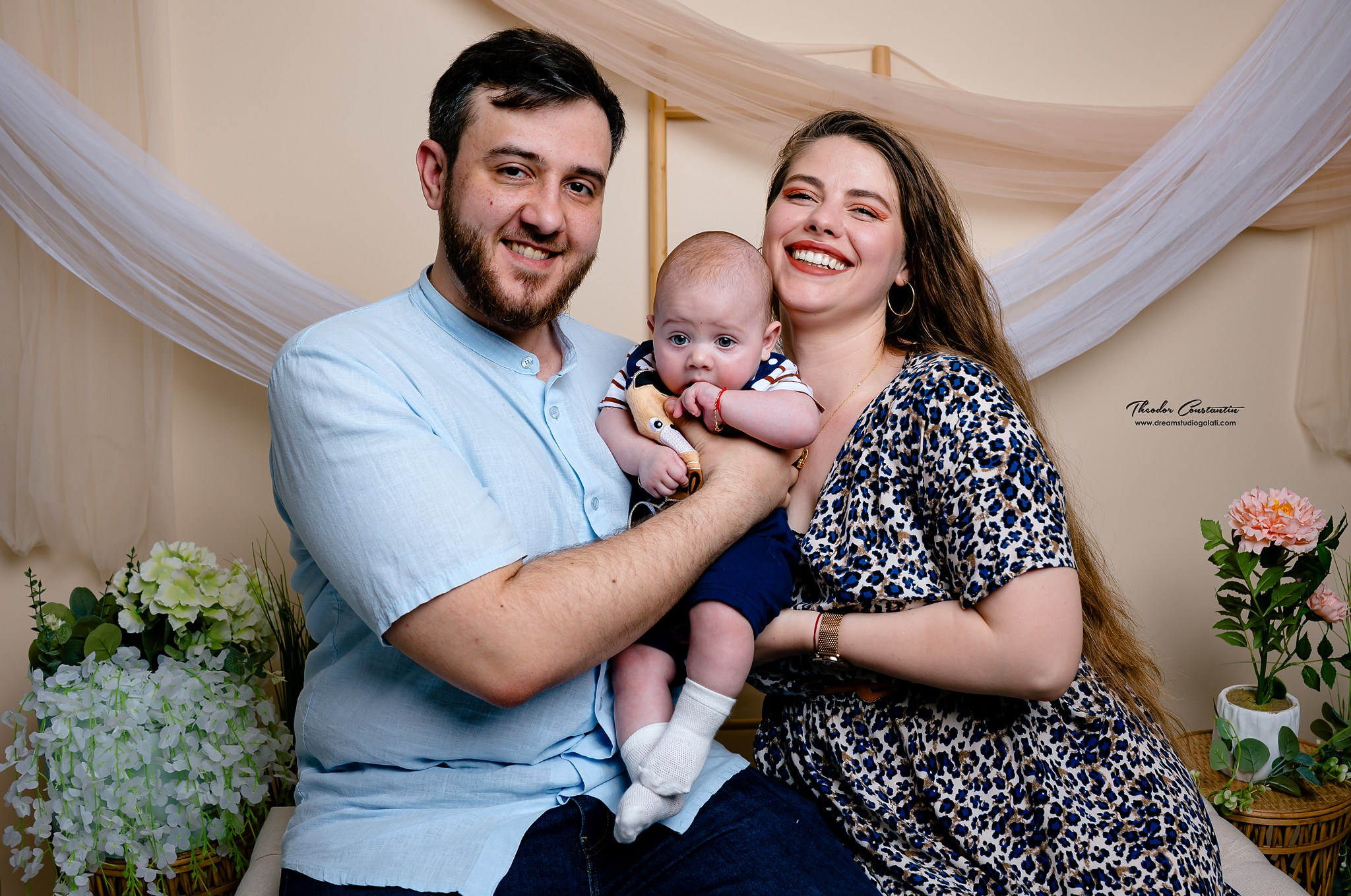 Studio. Dream Studio Galați – ședințe foto profesionale pentru familie, portrete și evenimente