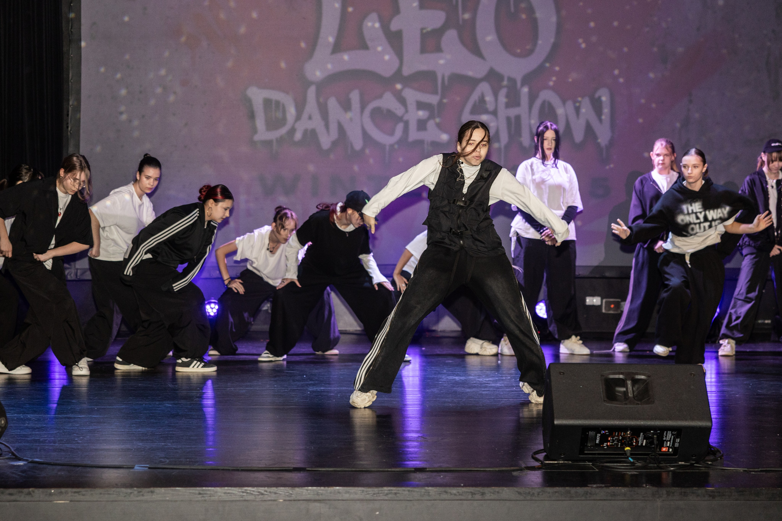 LEO DANCE SHOW WINTER 2025. Семейный и детский фотограф в Варшаве Мила Бобровская