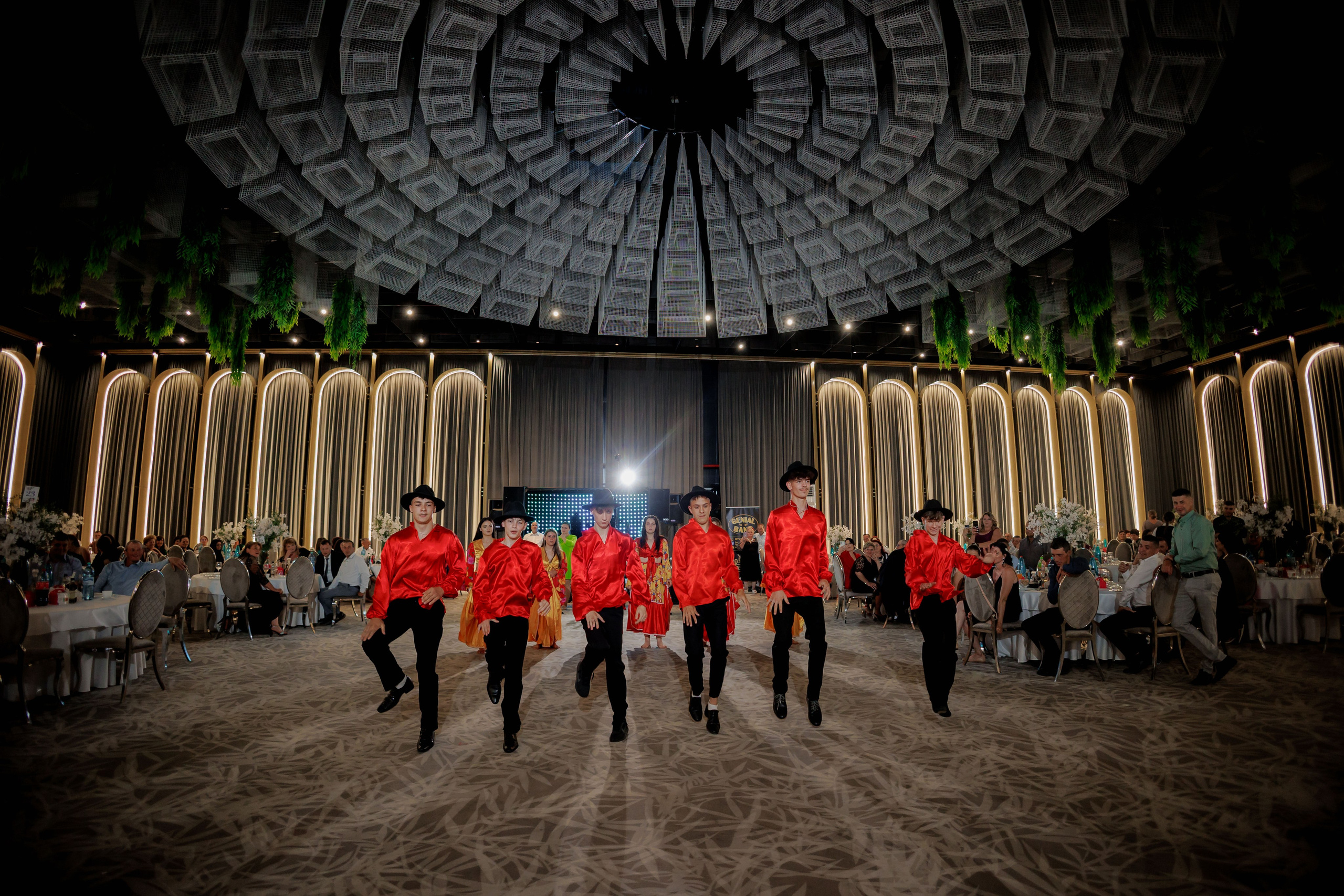 Nunta Nicoleta & Răzvan | Fotografie & Videografie Profesională. Servicii foto-video profesionale, pentru momente de neuitat