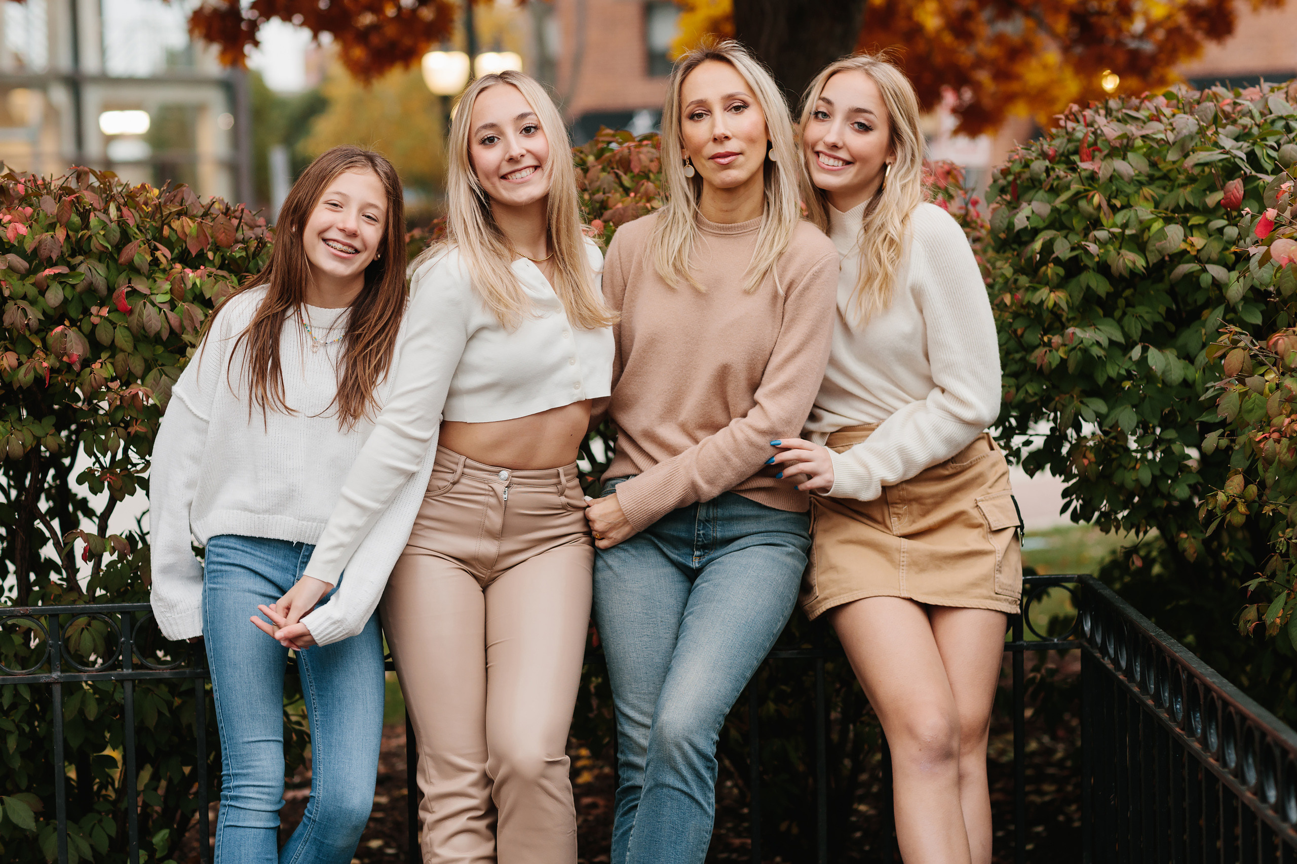 11.10.2021 Family photoshoot. Wedding family event photographer in Chicago Nick Yushevich