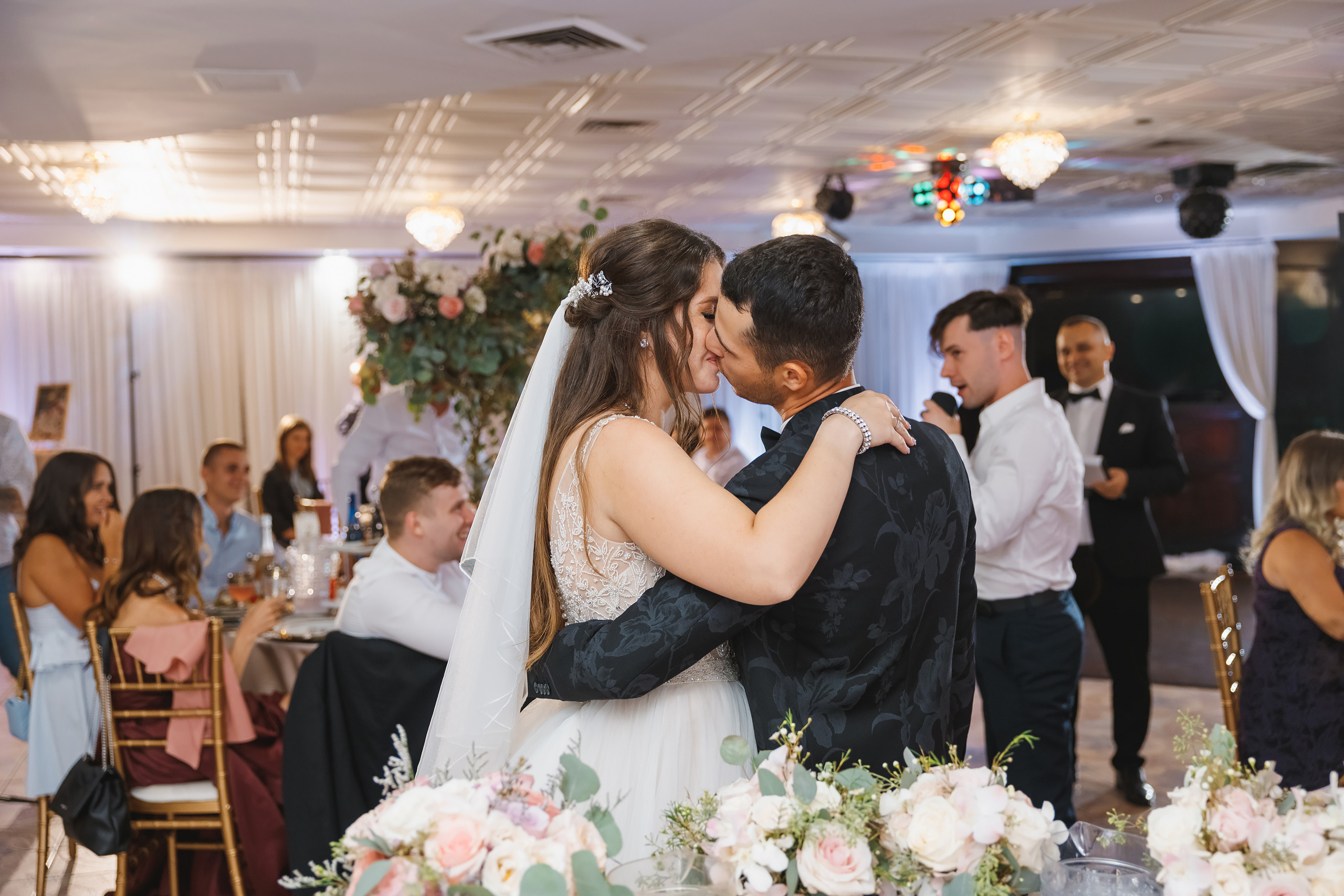 08.14.2021 Wedding. Wedding family event photographer in Chicago Nick Yushevich