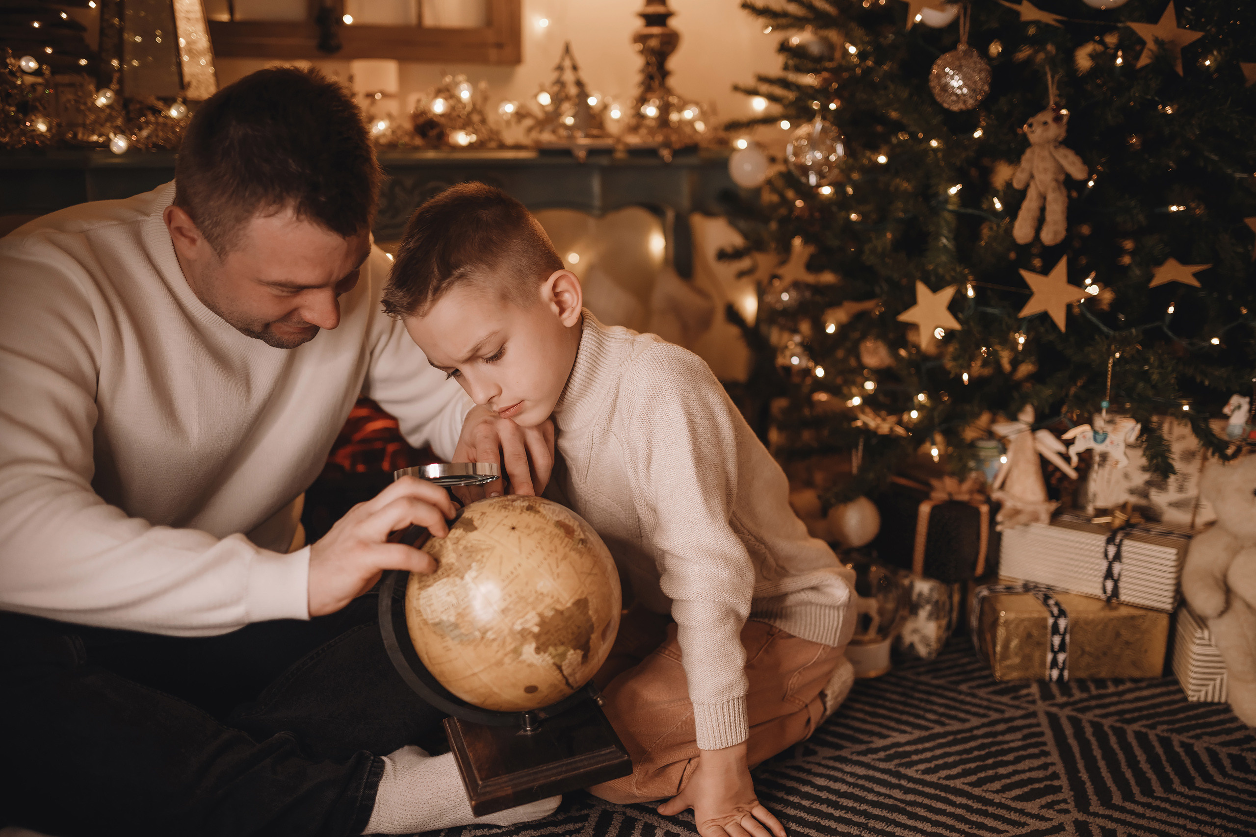 12142021 Christmas Photoshoot 14. Wedding family event photographer in Chicago Nick Yushevich