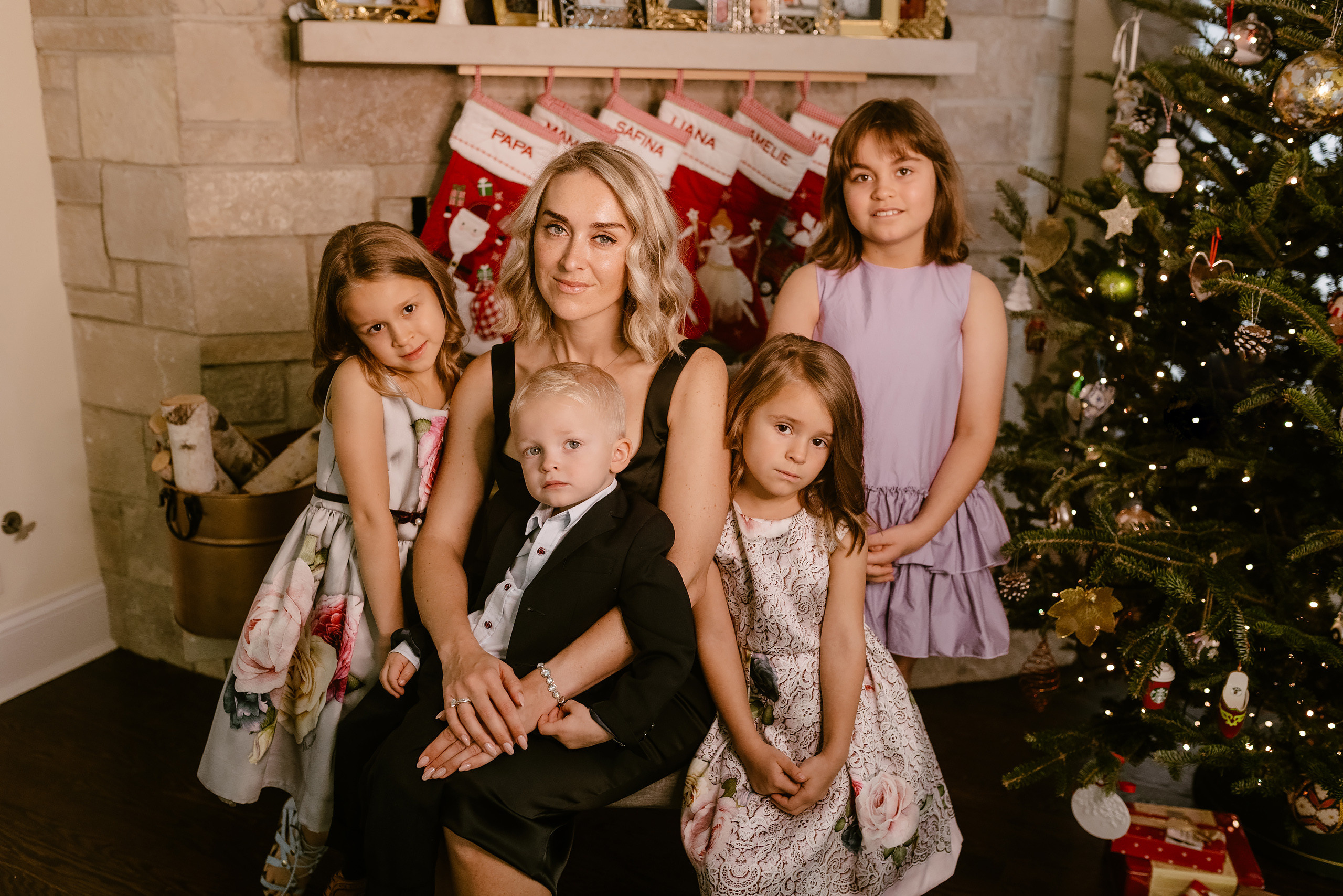 11282021 Christmas Photoshoot. Wedding family event photographer in Chicago Nick Yushevich