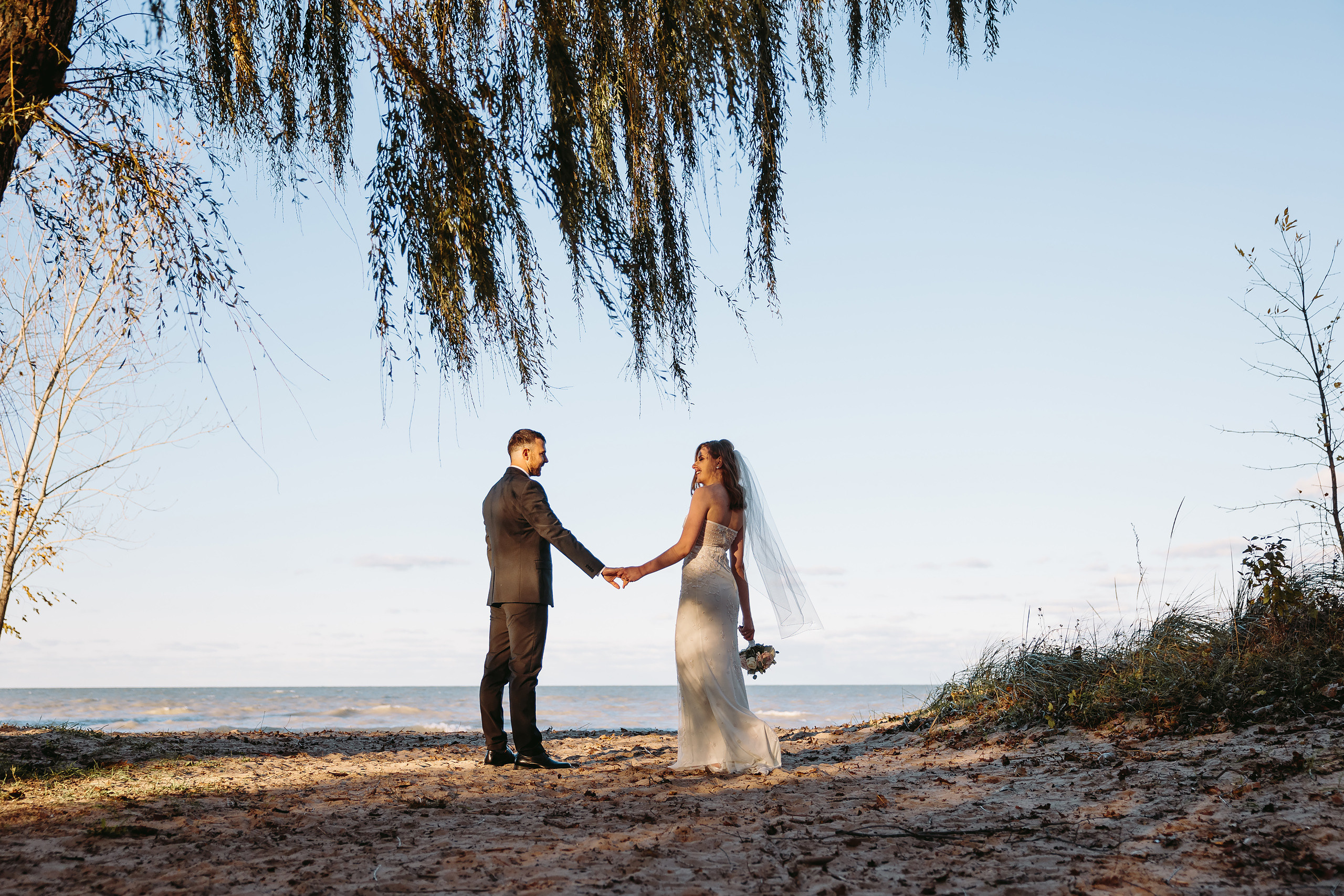 10.31.2021 Wedding. Wedding family event photographer in Chicago Nick Yushevich