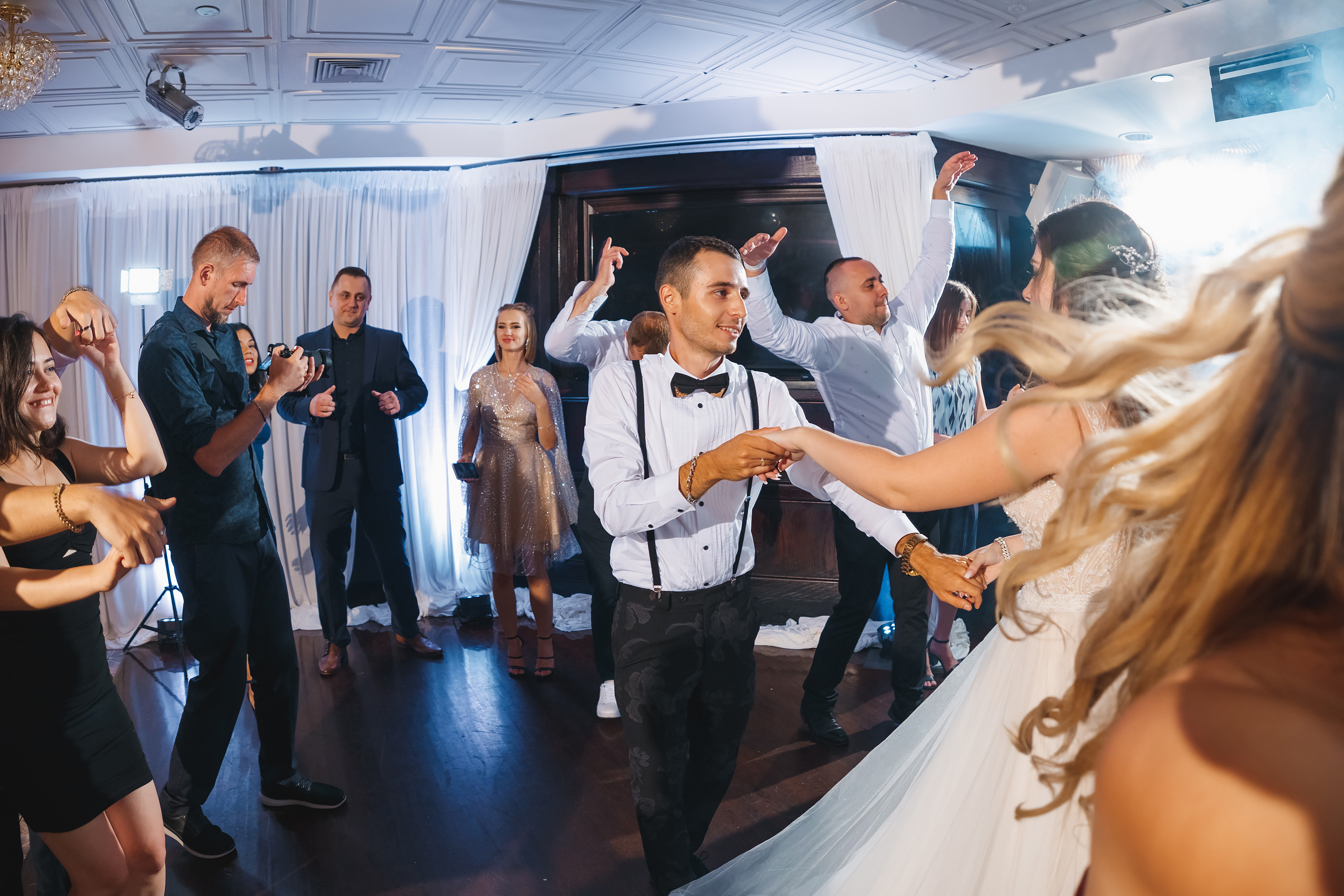 08.14.2021 Wedding. Wedding family event photographer in Chicago Nick Yushevich