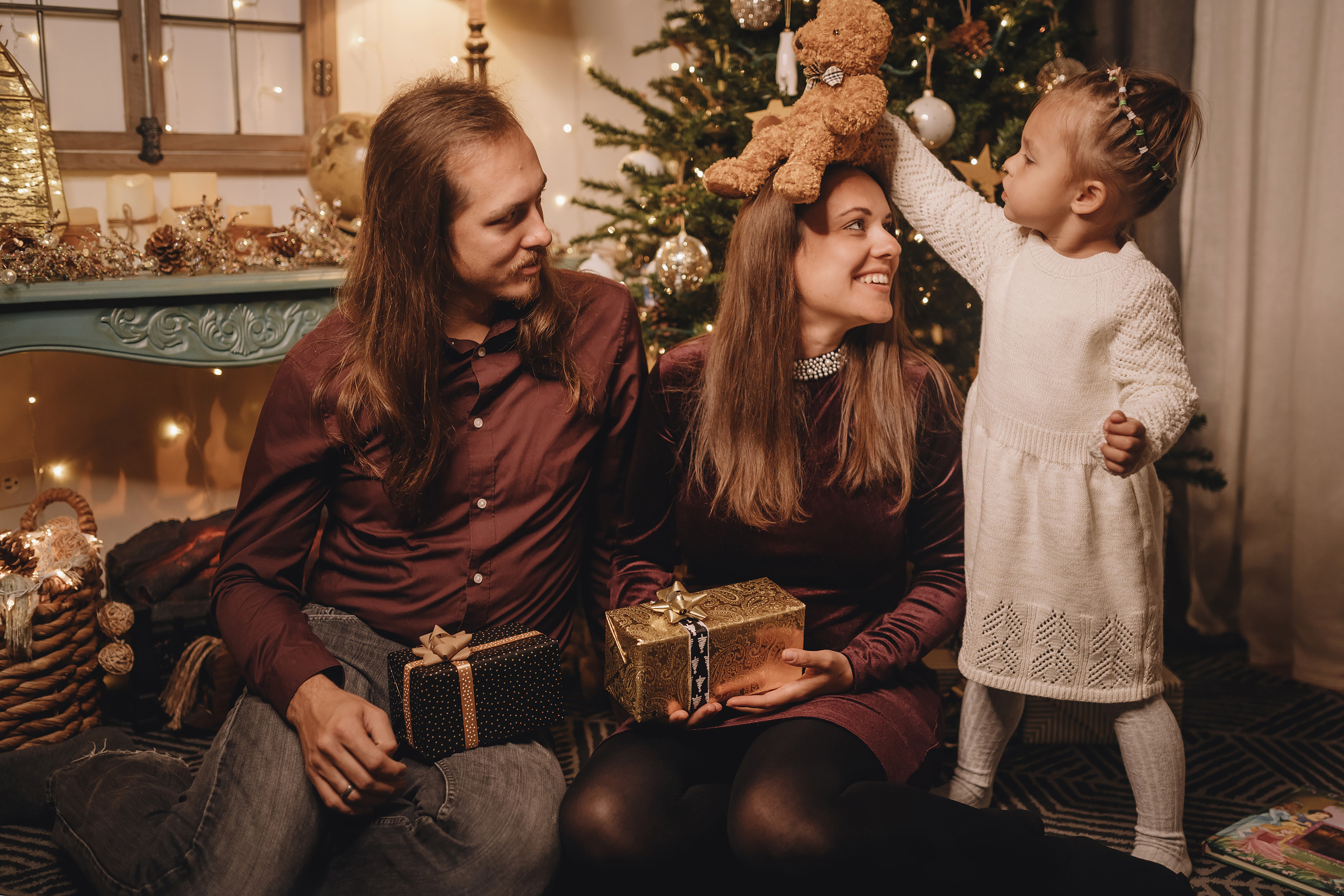 12092021 Christmas Photoshoot 11. Wedding family event photographer in Chicago Nick Yushevich