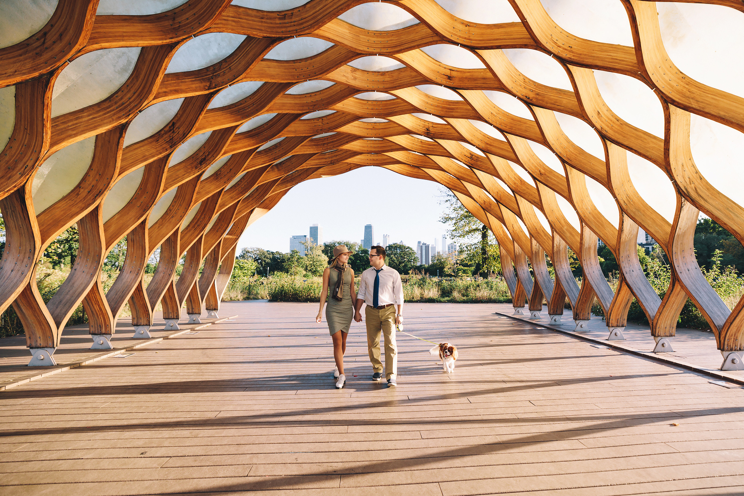 10.18.2021 Walk in Chicago. Wedding family event photographer in Chicago Nick Yushevich