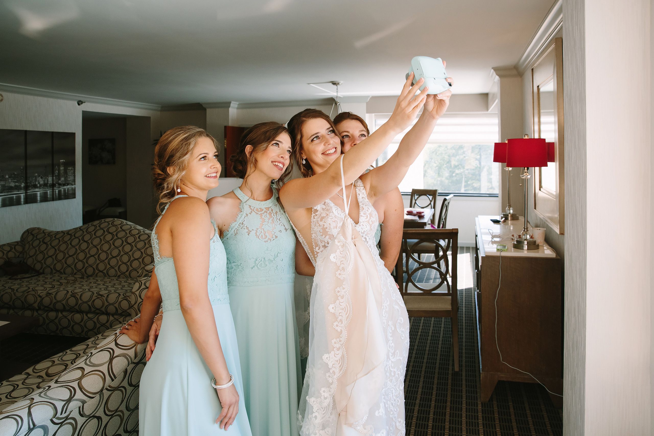 08.03.2019 Wedding. Wedding family event photographer in Chicago Nick Yushevich