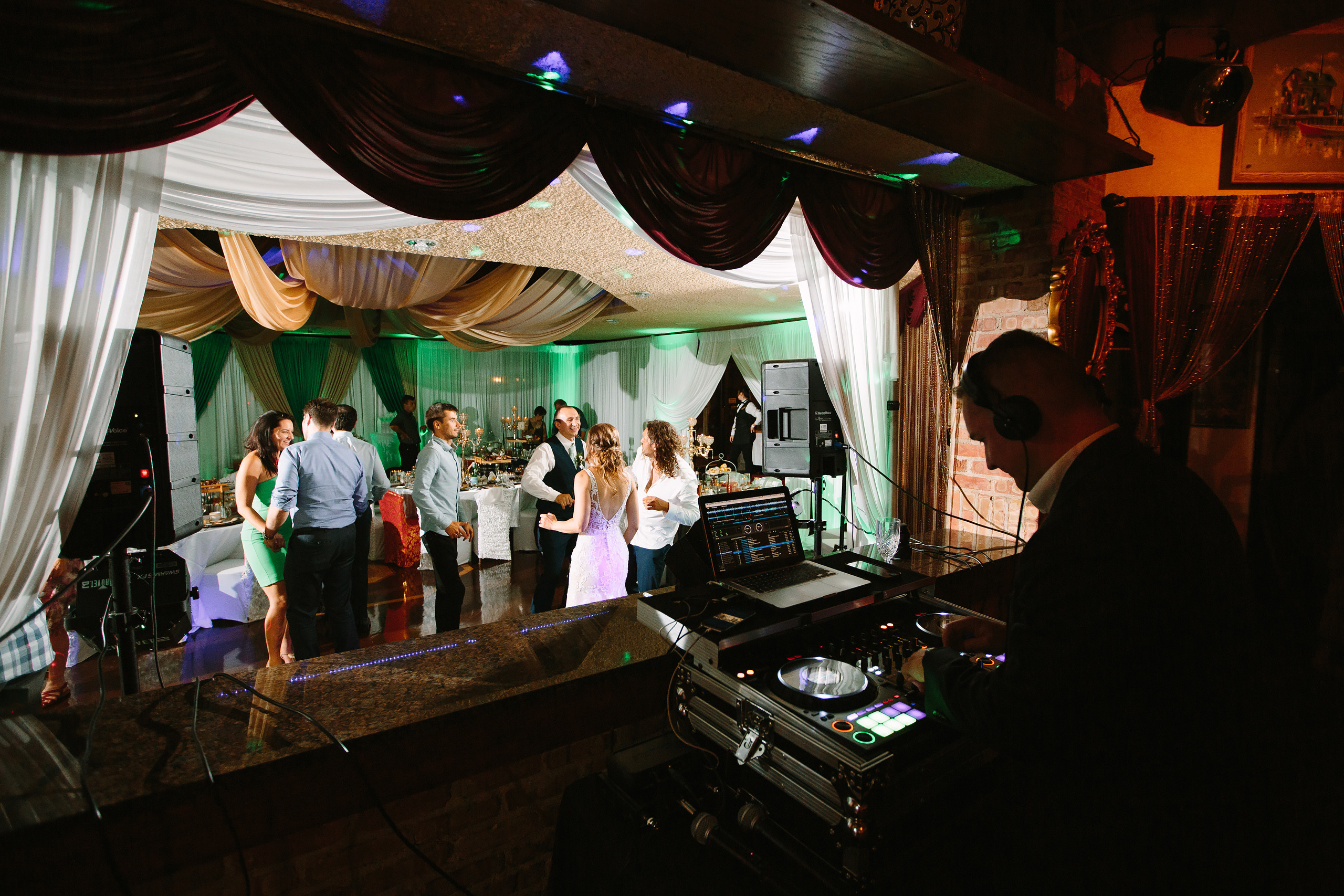 08.03.2019 Wedding. Wedding family event photographer in Chicago Nick Yushevich