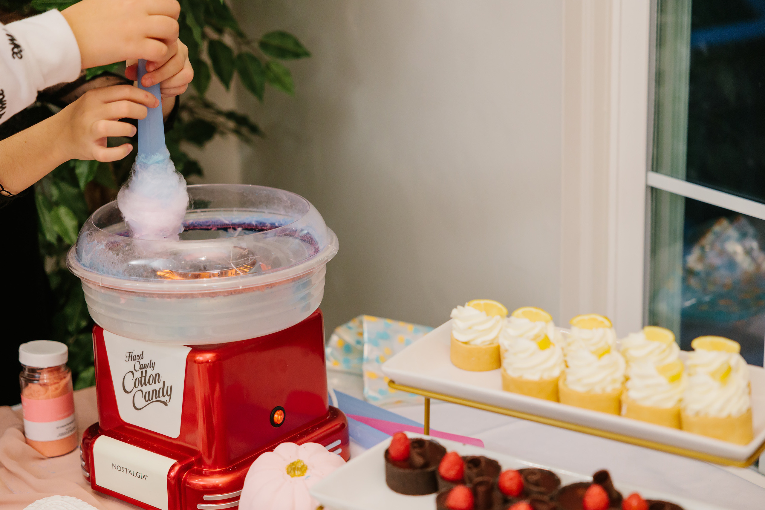 11.13.2021 First birthday. Wedding family event photographer in Chicago Nick Yushevich