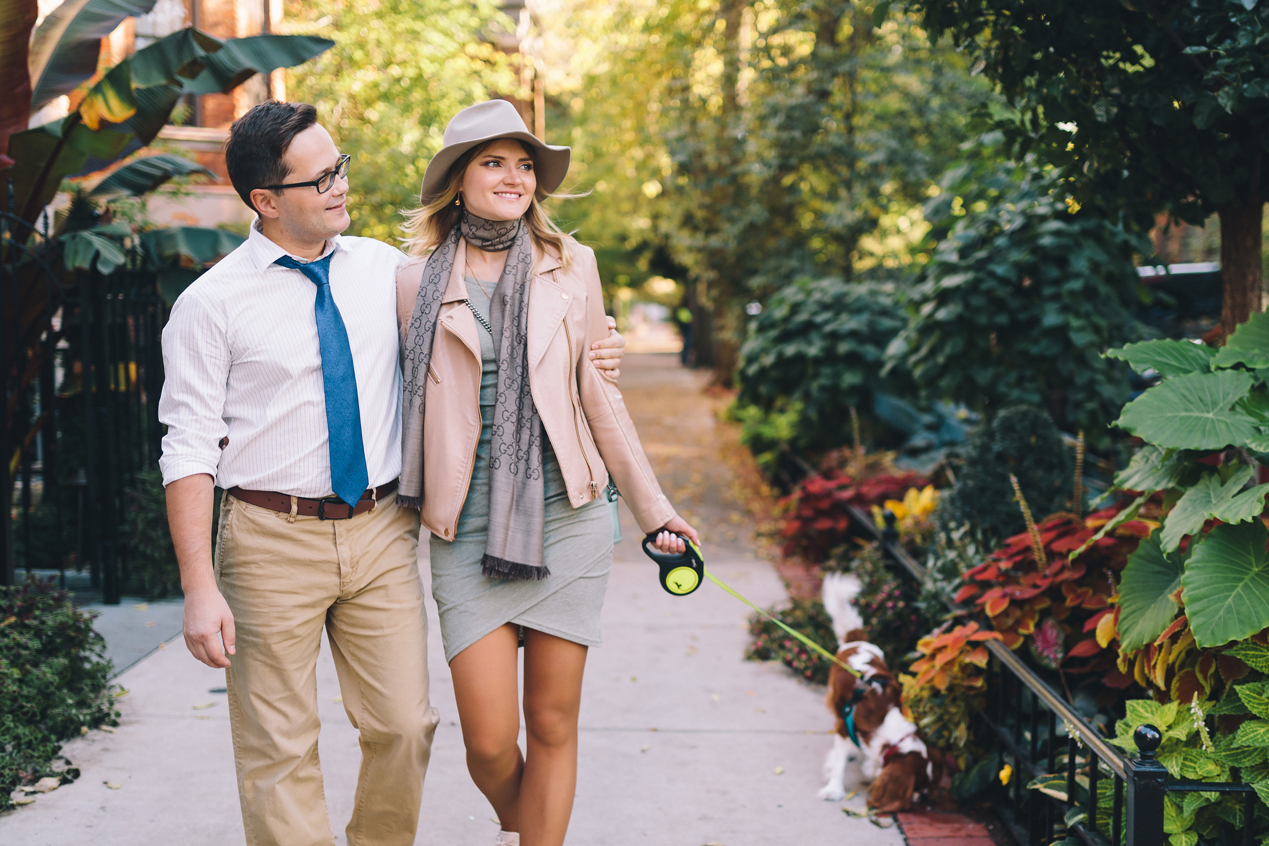 10.18.2021 Walk in Chicago. Wedding family event photographer in Chicago Nick Yushevich